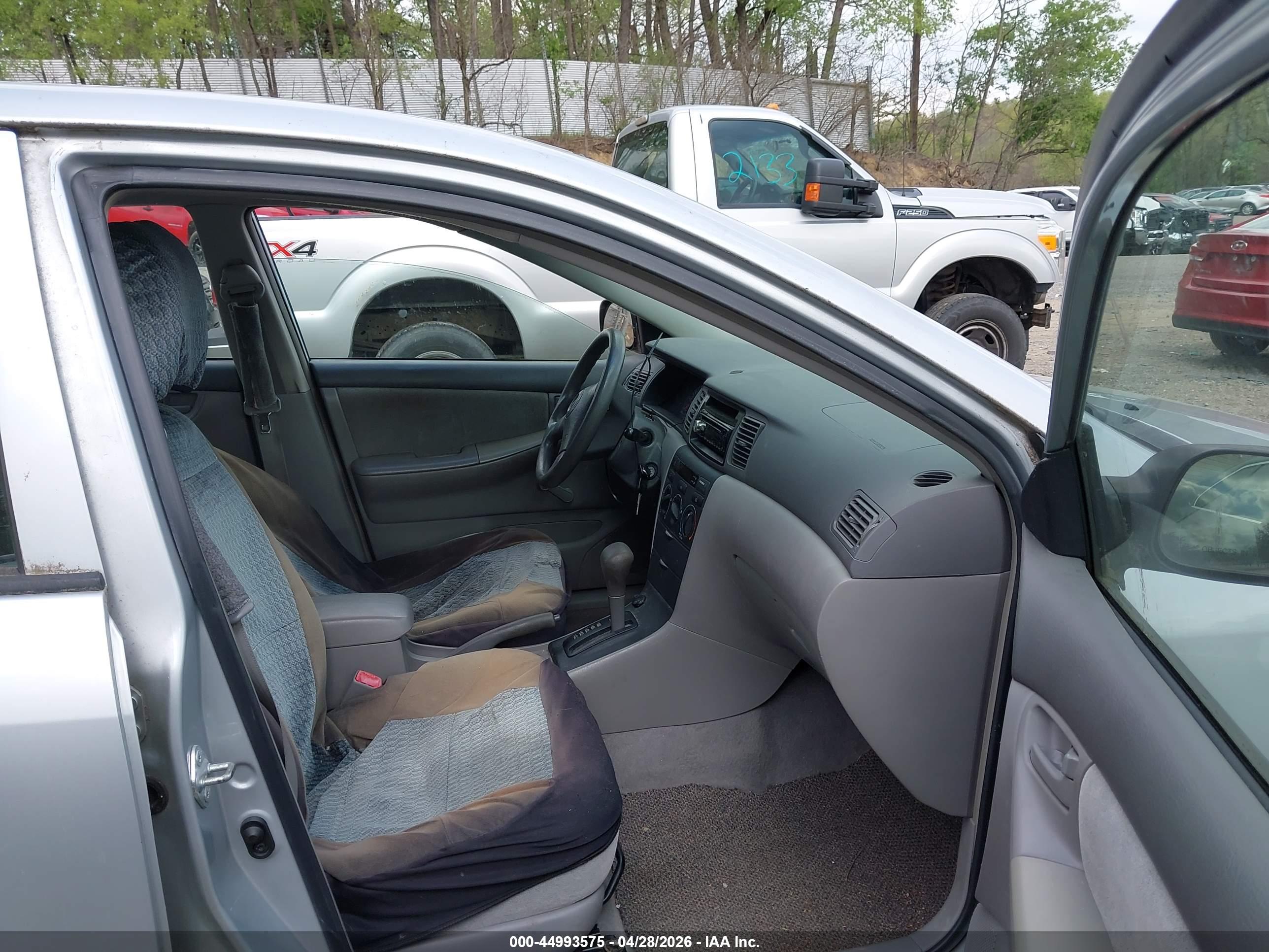 TOYOTA COROLLA image 5
