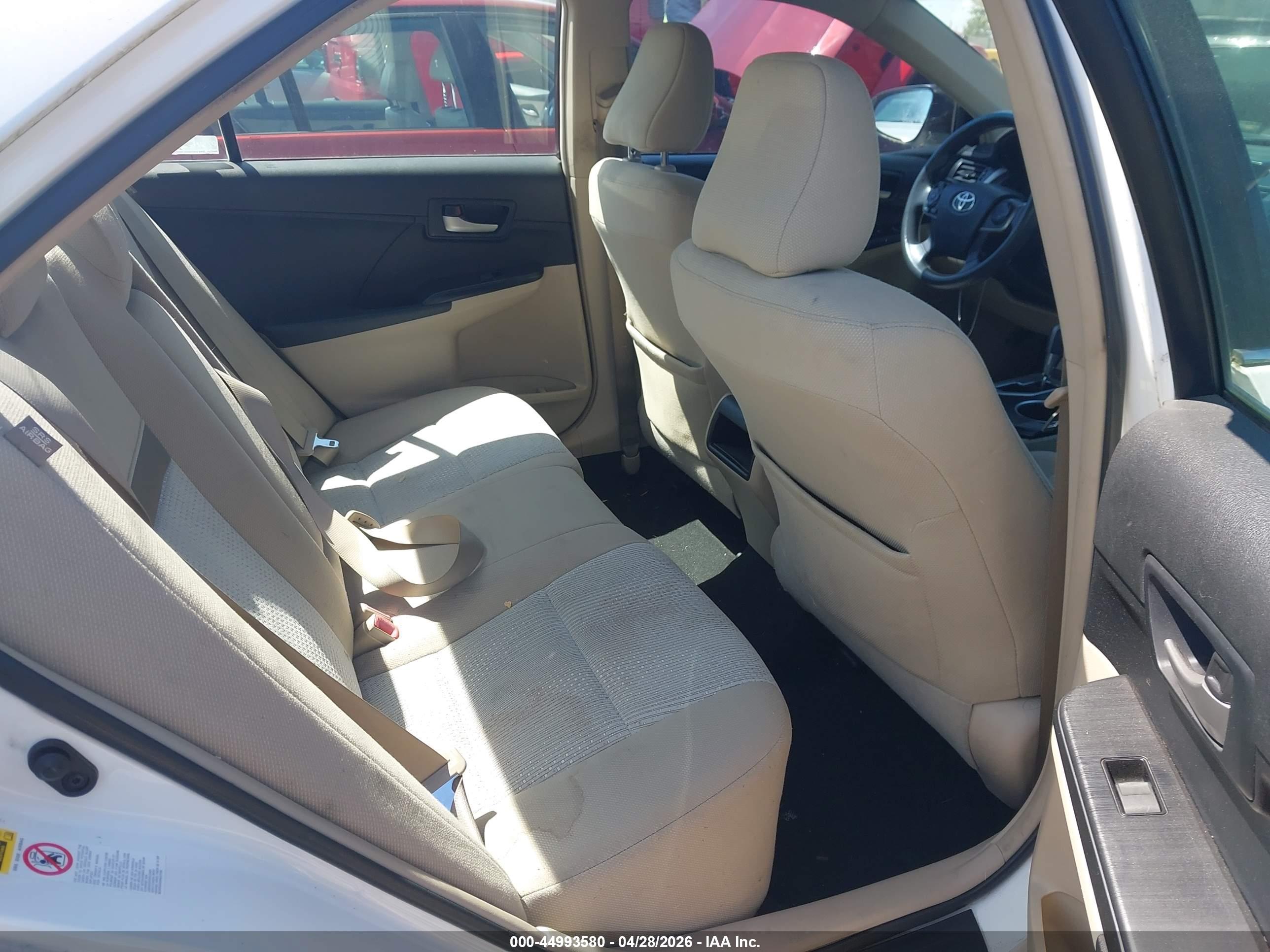 TOYOTA CAMRY image 8