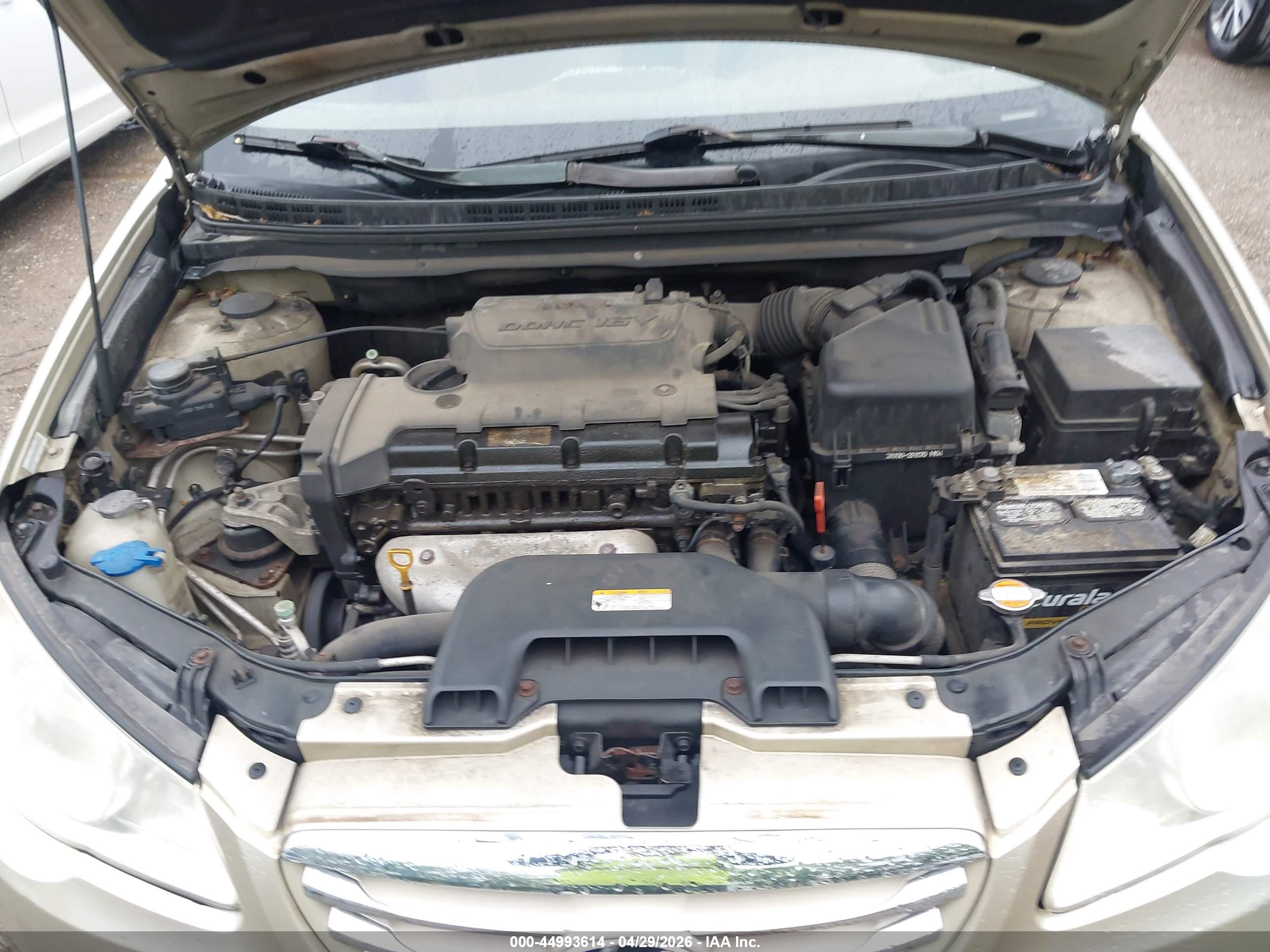 HYUNDAI ELANTRA image 10