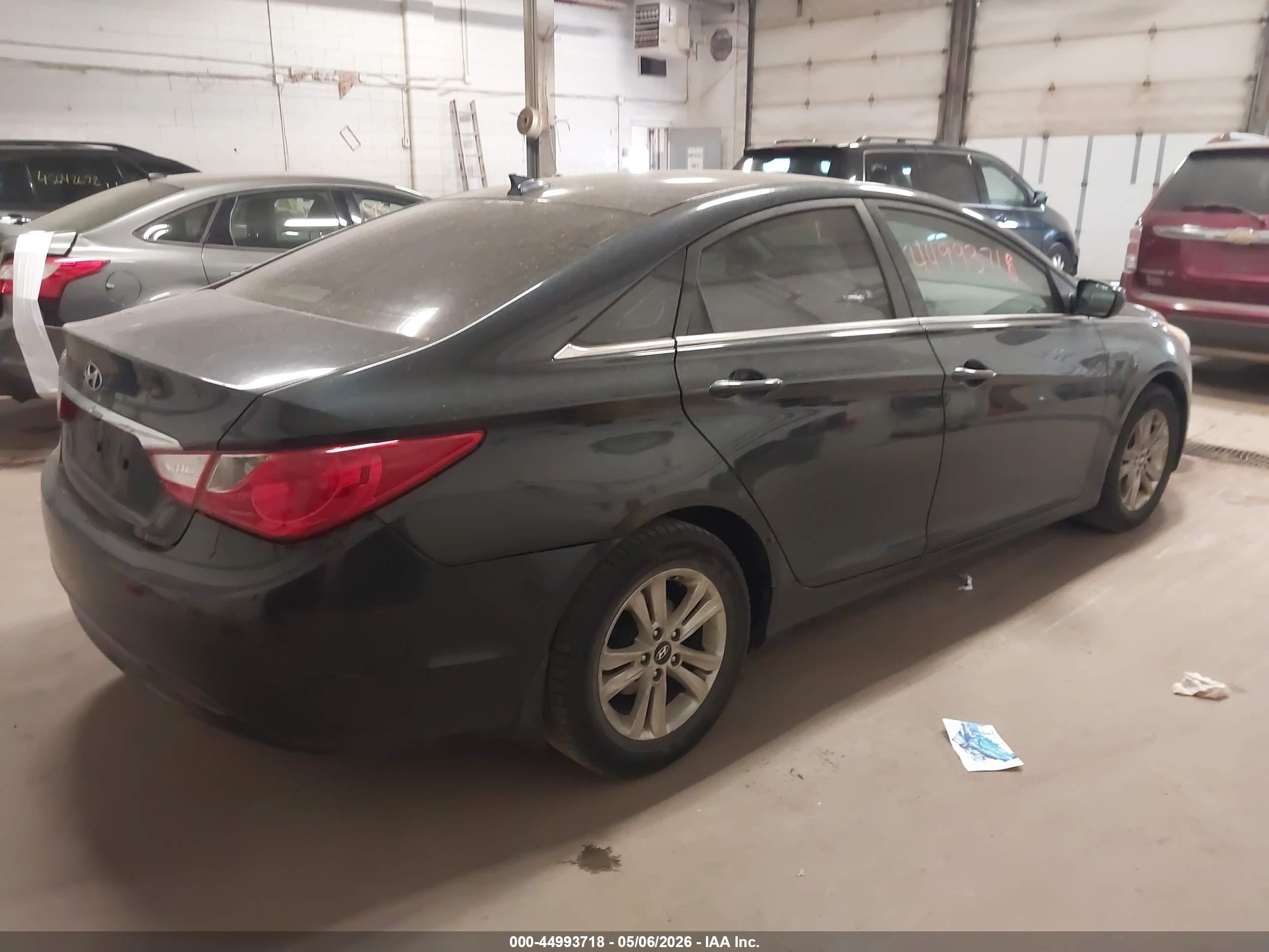 HYUNDAI SONATA image 4