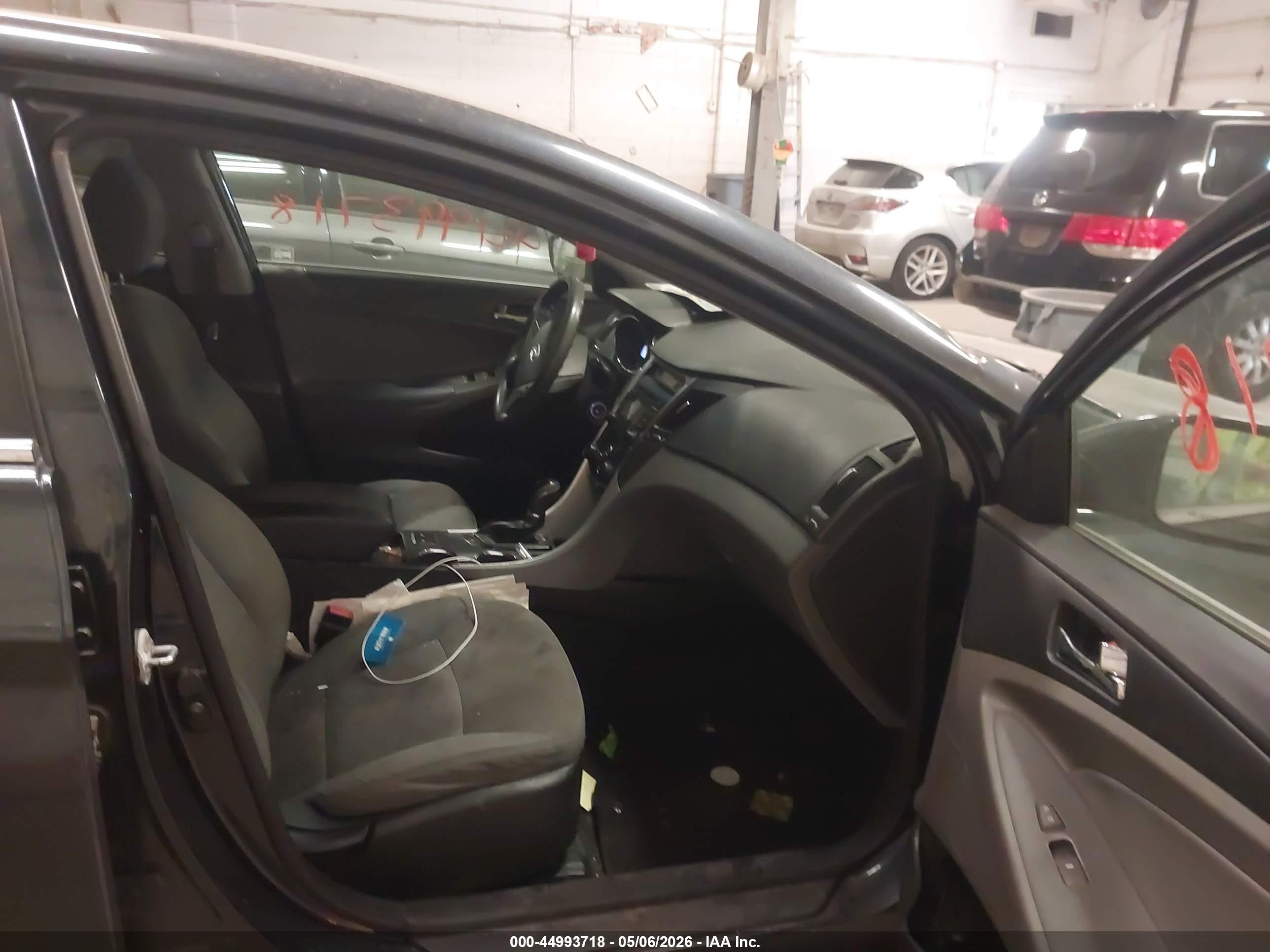 HYUNDAI SONATA image 5
