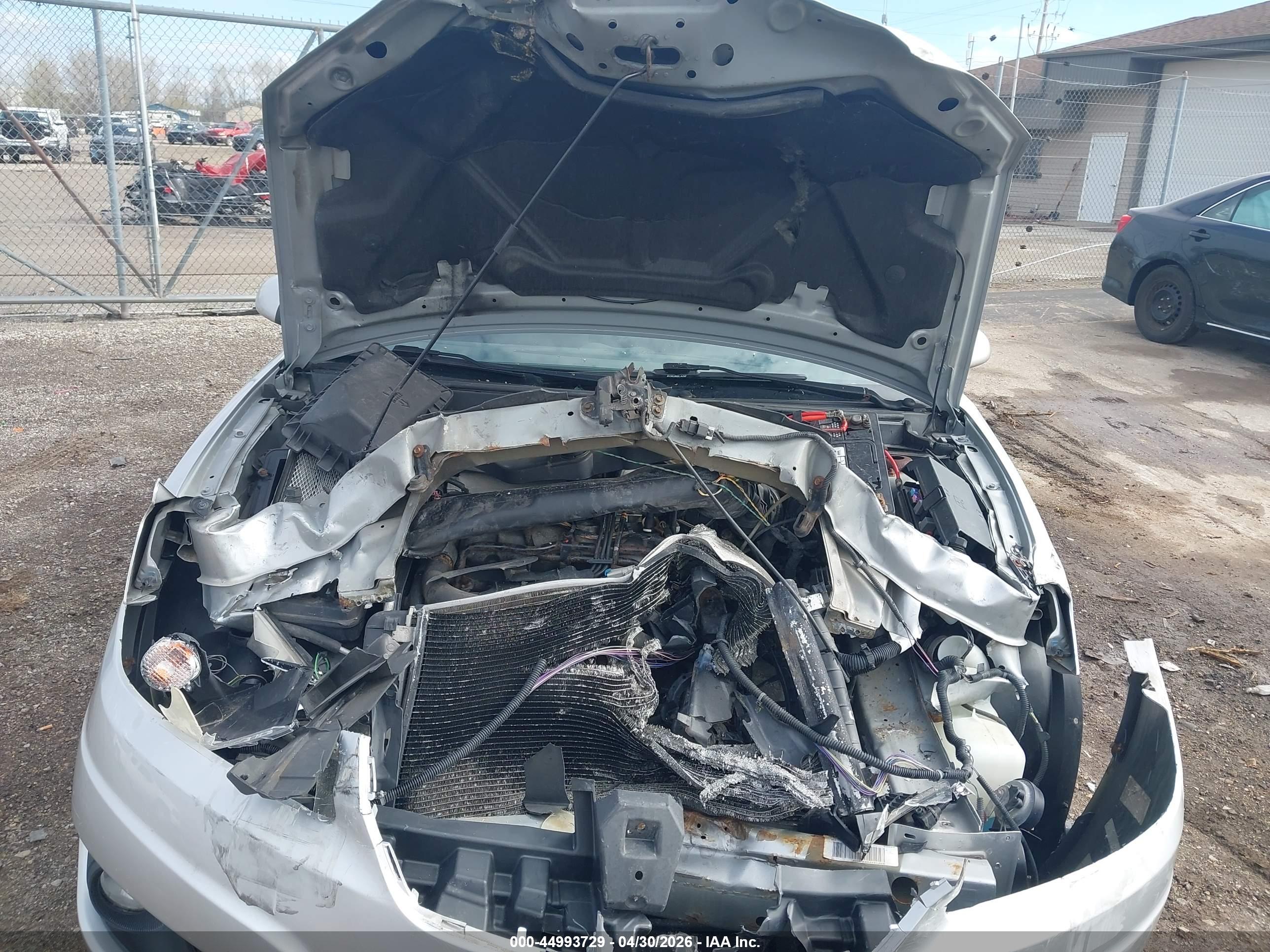PONTIAC G6 image 10