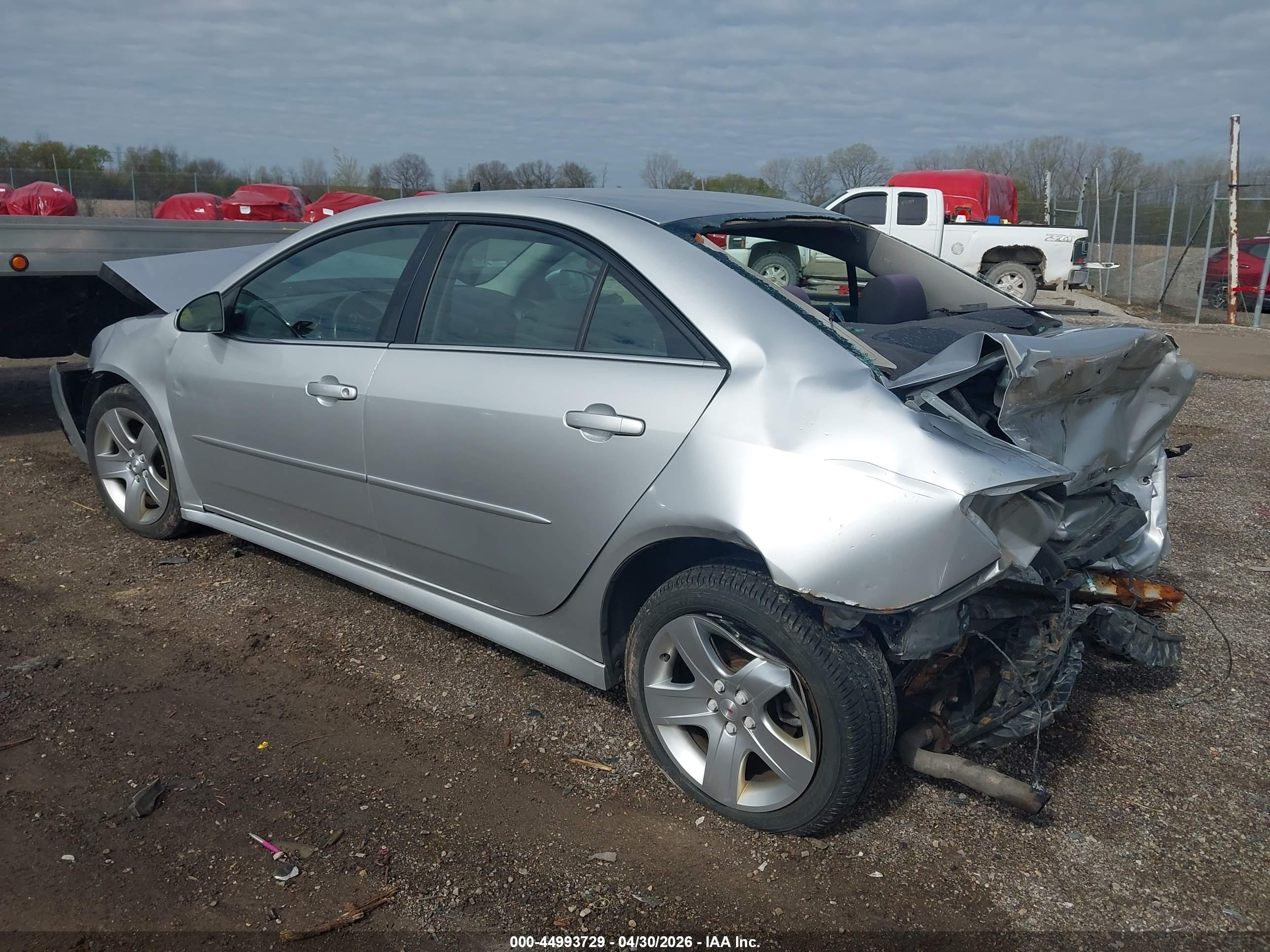 PONTIAC G6 image 3