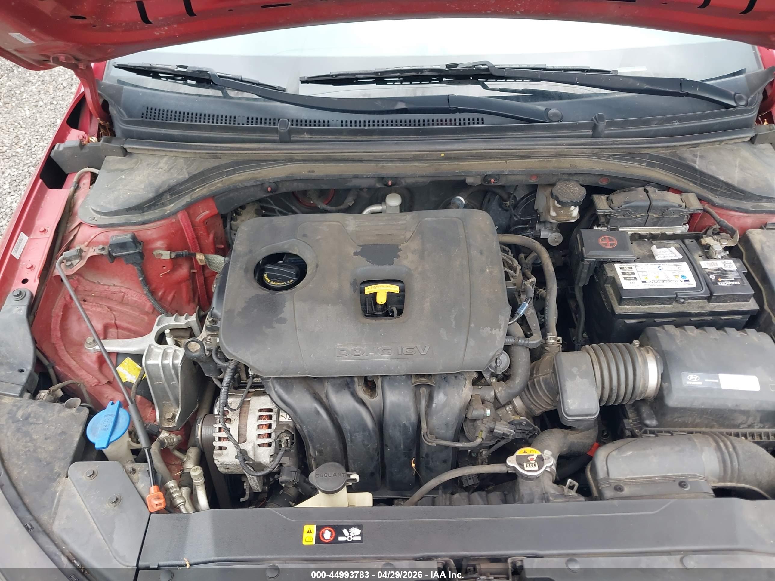 HYUNDAI ELANTRA image 10