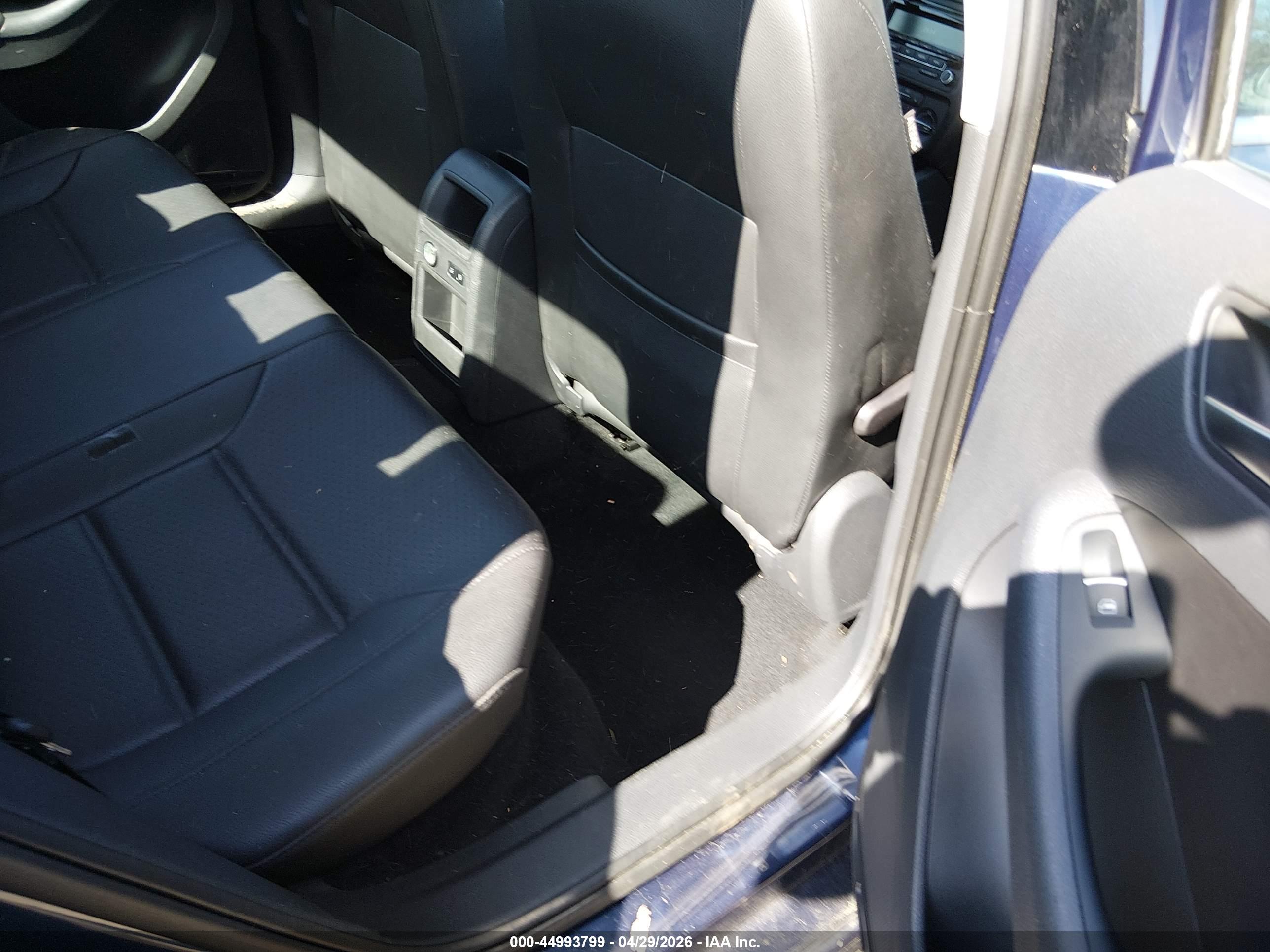 VOLKSWAGEN JETTA image 8