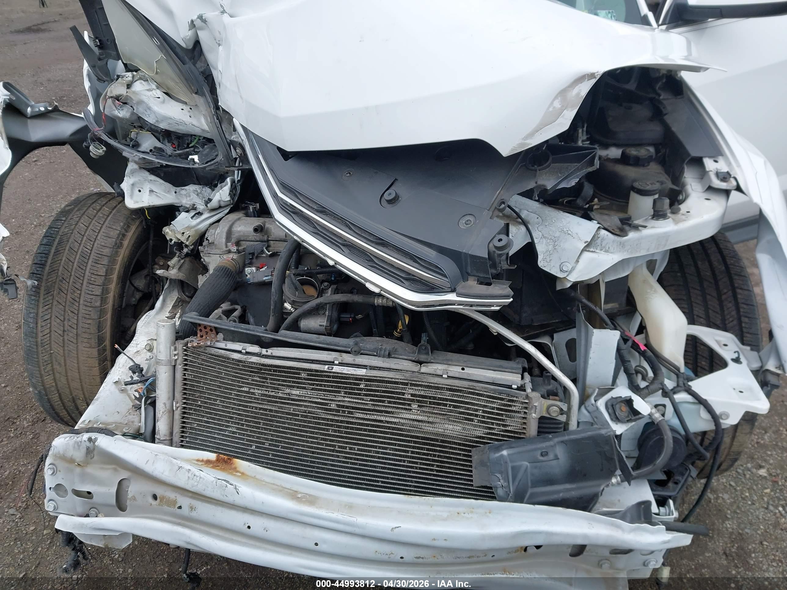 CHEVROLET EQUINOX image 10