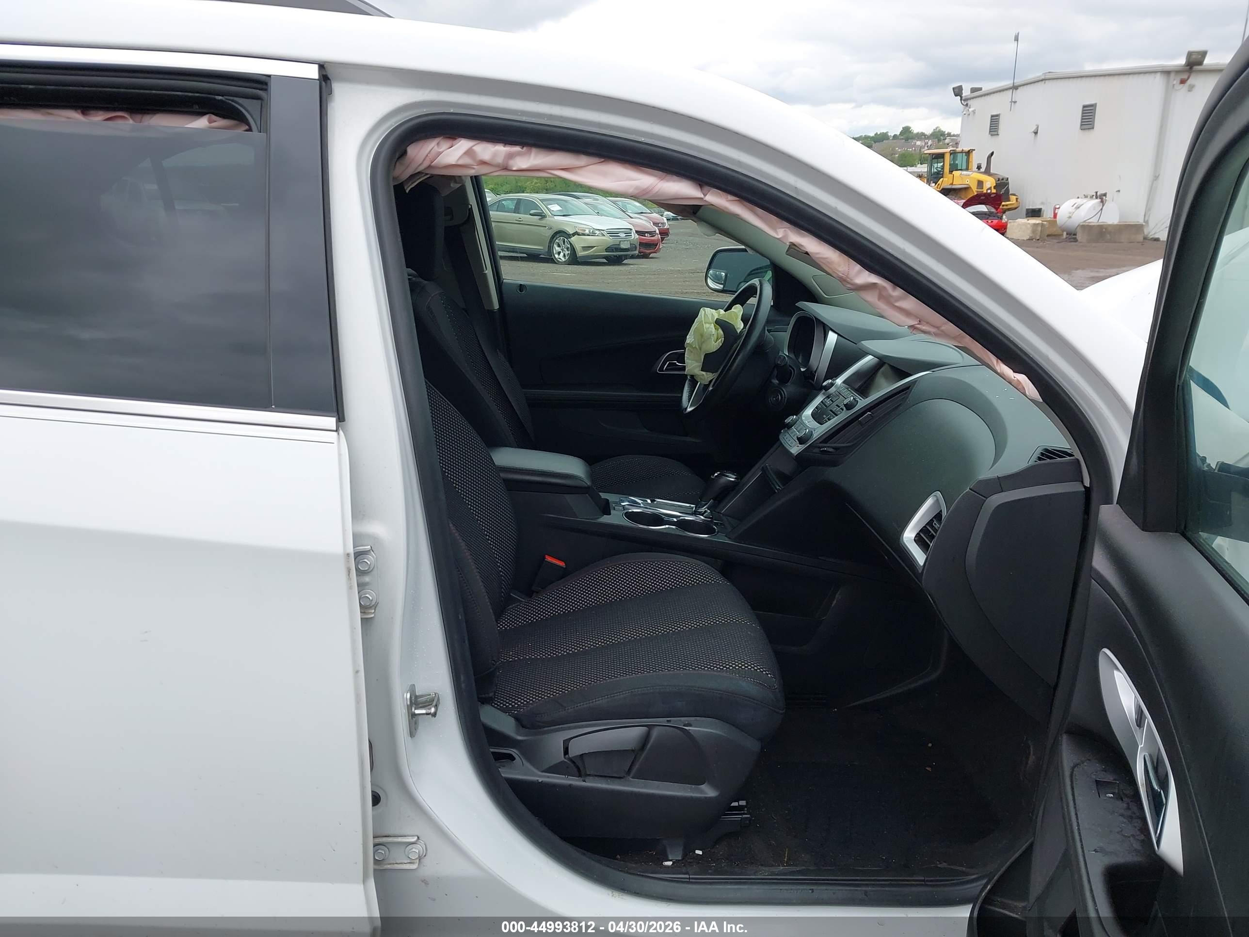CHEVROLET EQUINOX image 5
