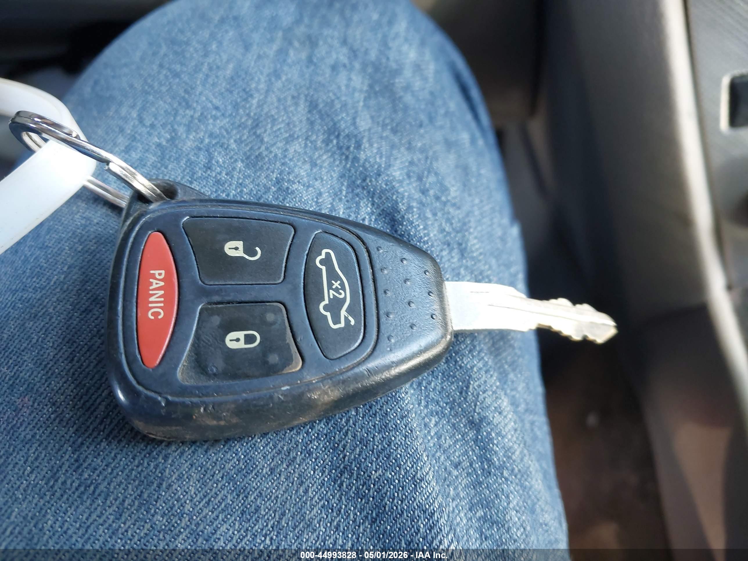 JEEP COMMANDER image 11