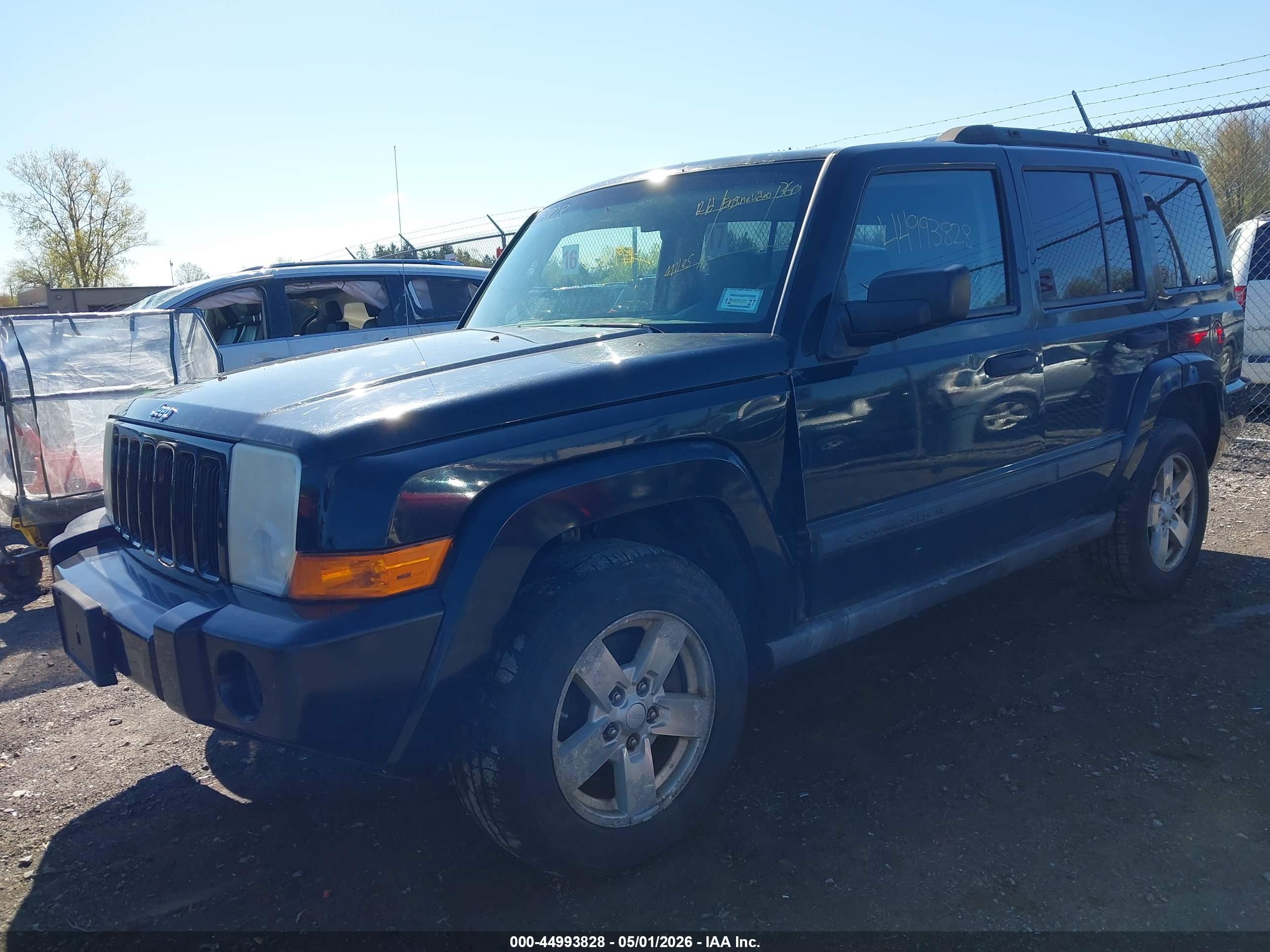 JEEP COMMANDER image 2