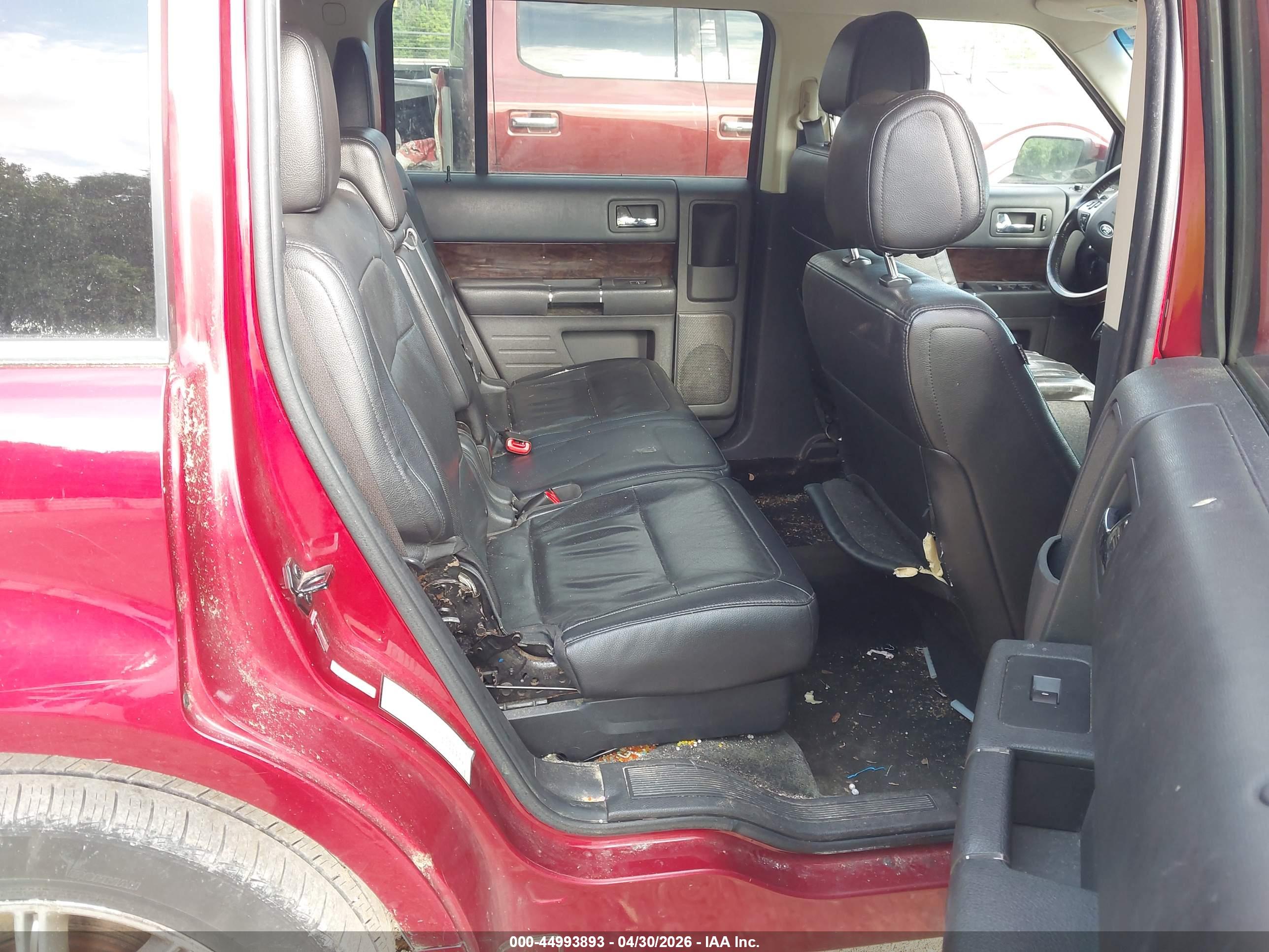 FORD FLEX image 8