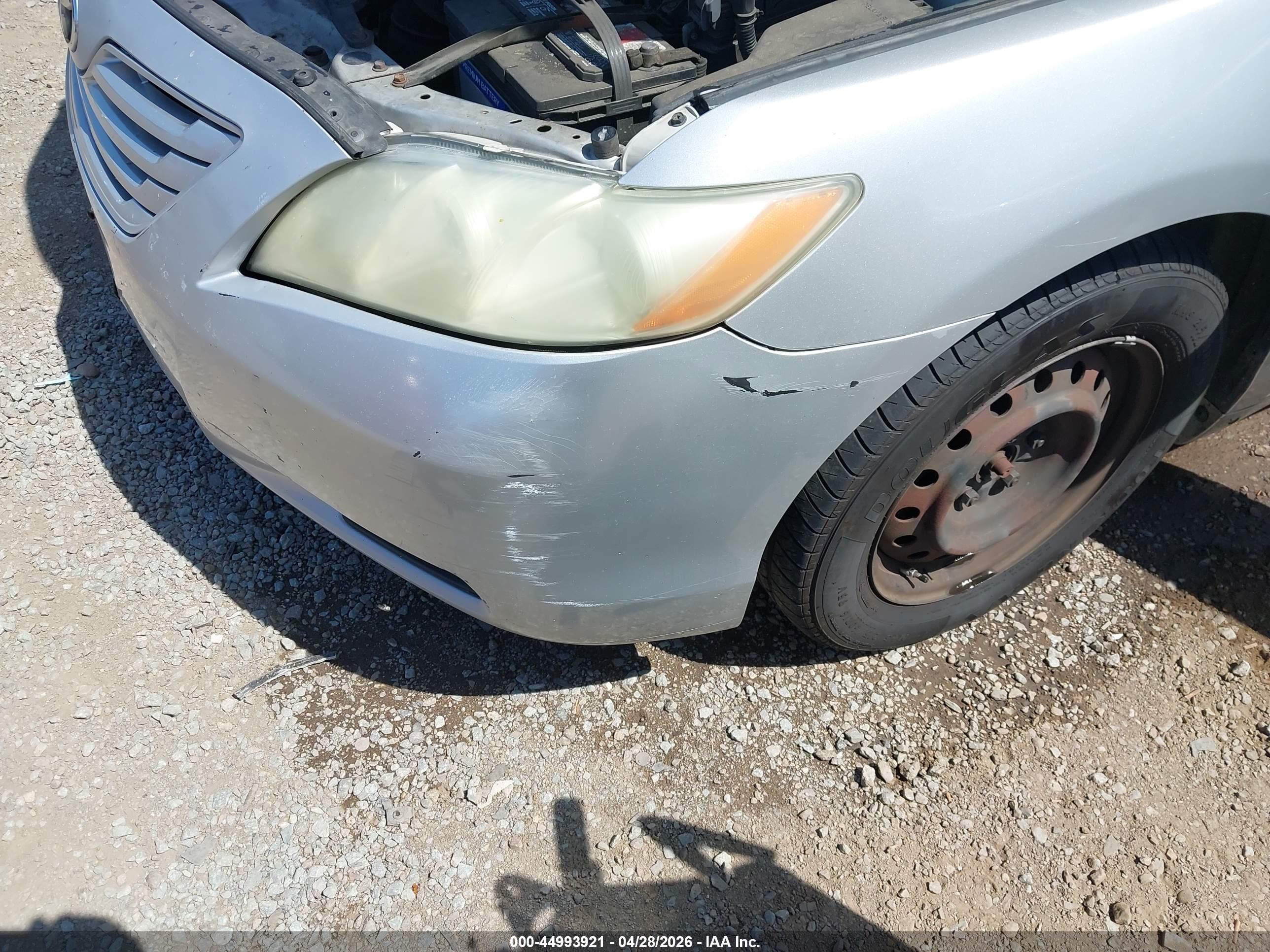 TOYOTA CAMRY image 6