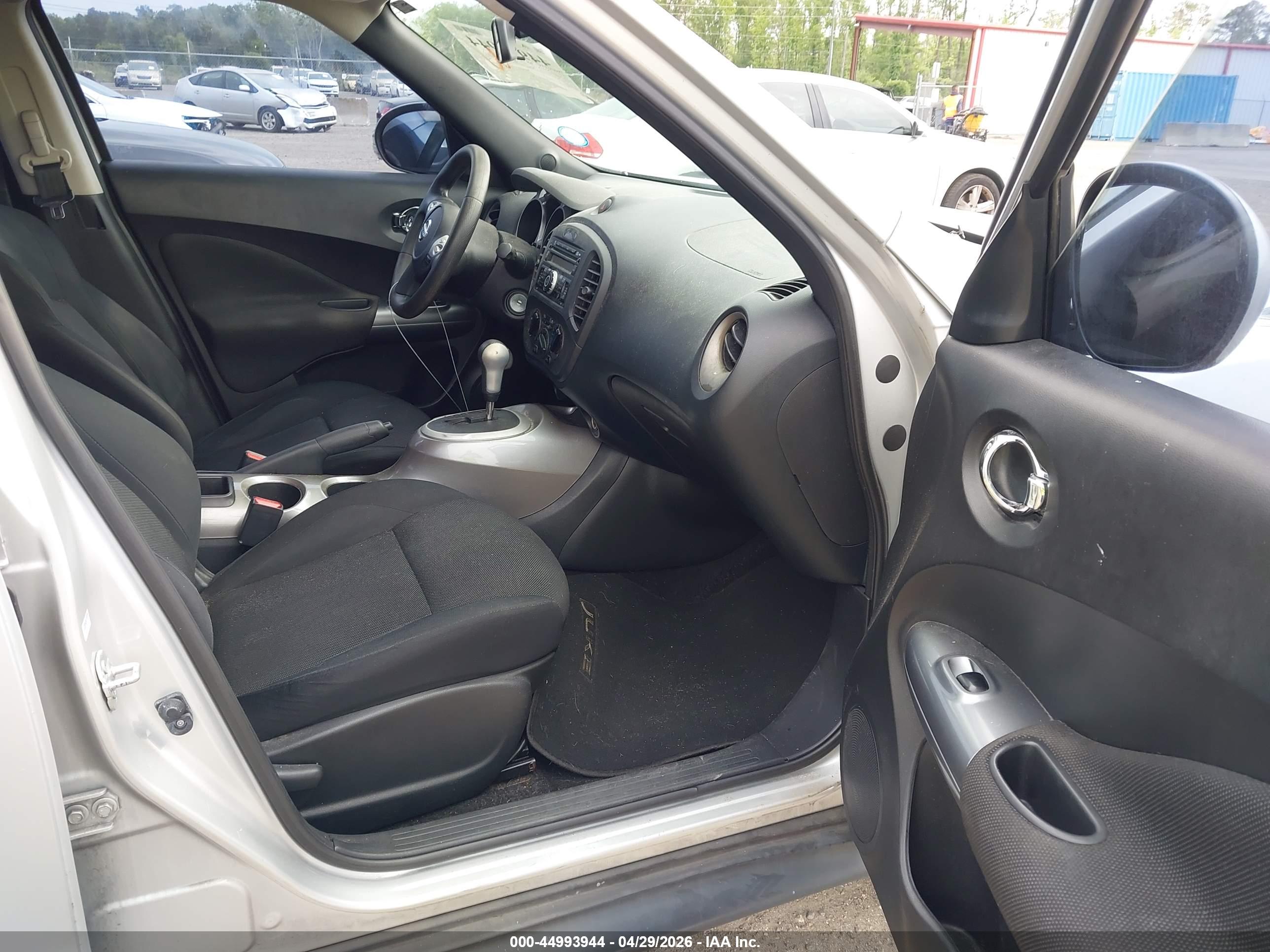 NISSAN JUKE image 5