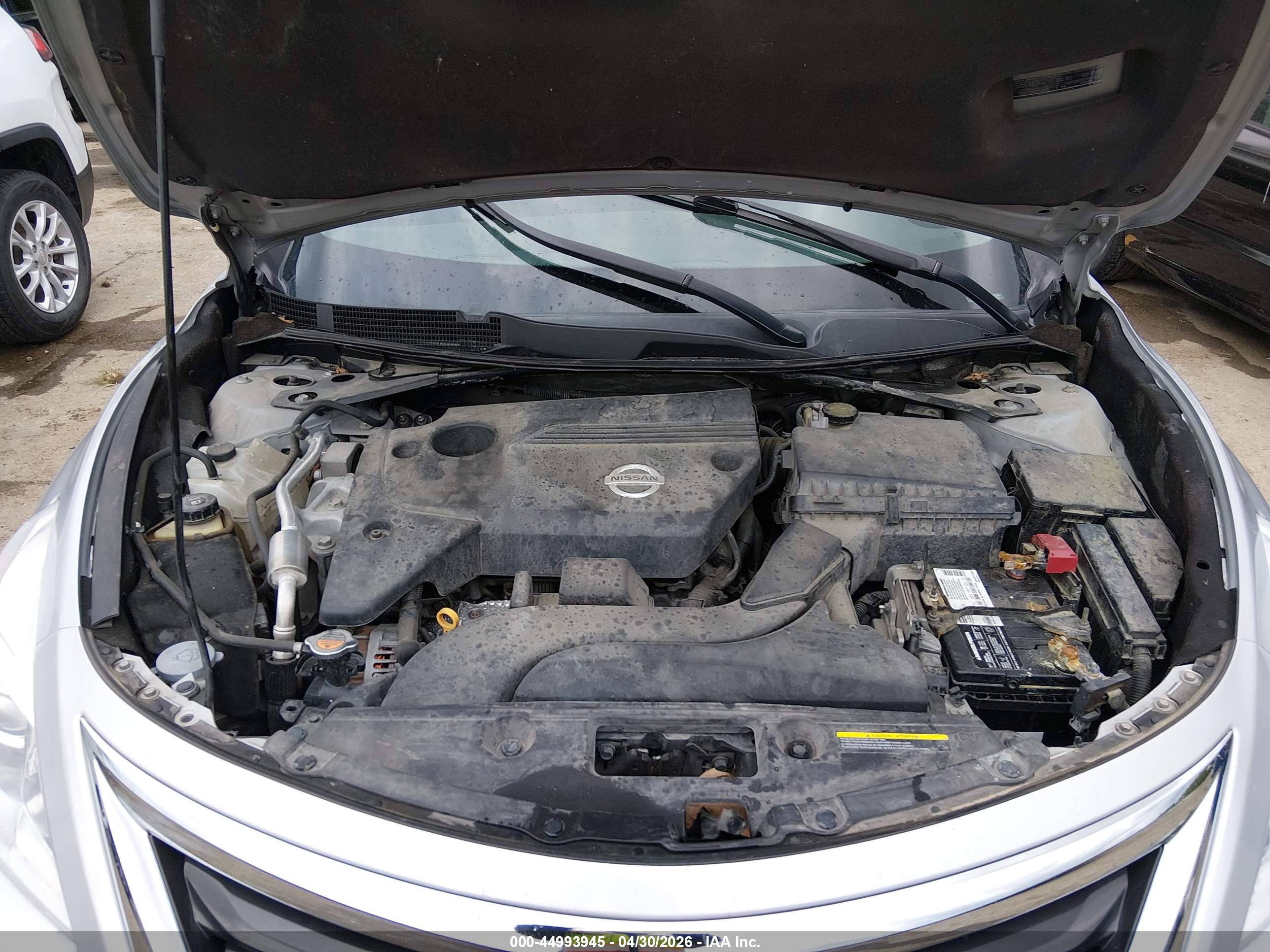 NISSAN ALTIMA image 10