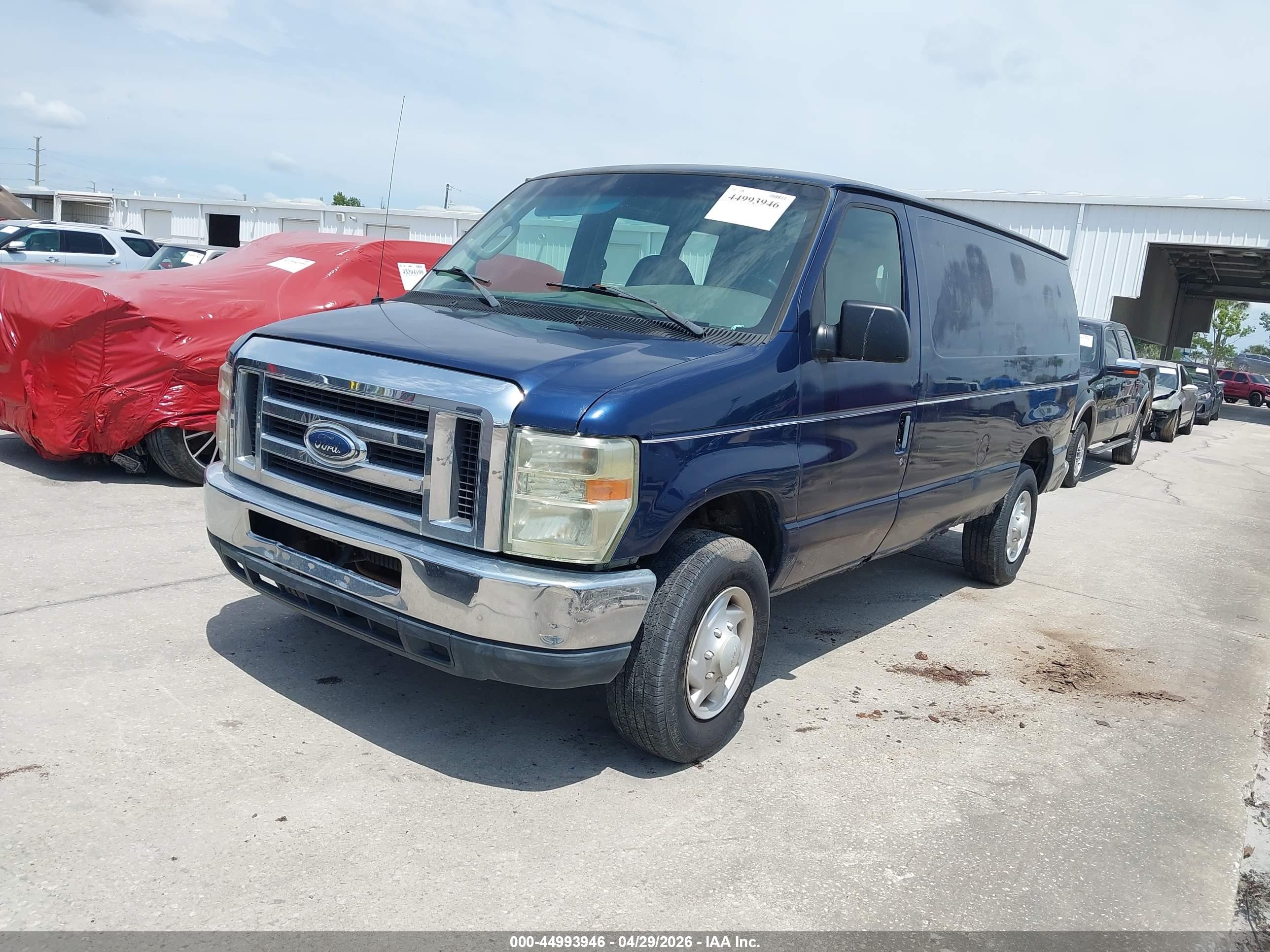 FORD E-350 image 2