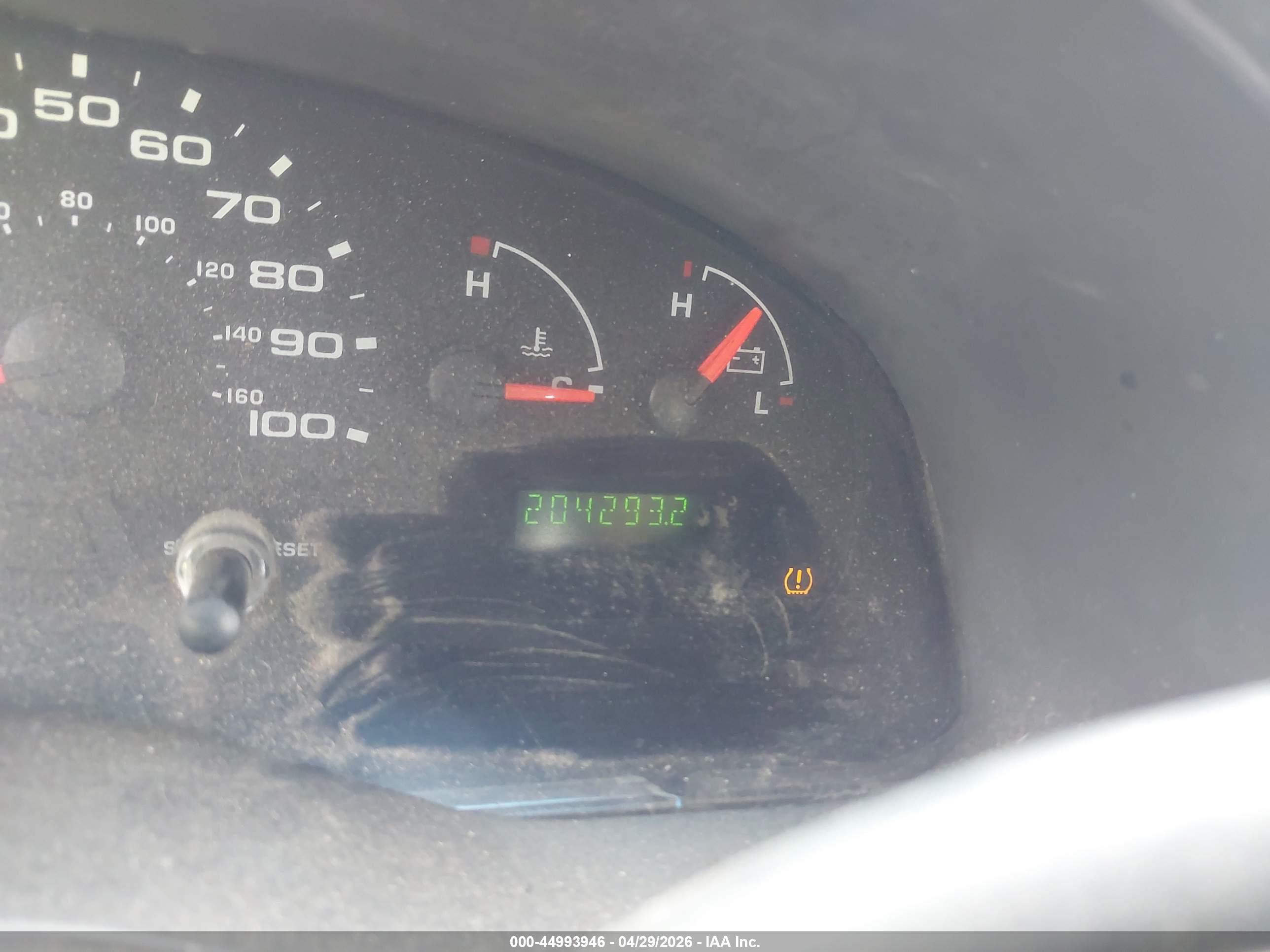 FORD E-350 image 7