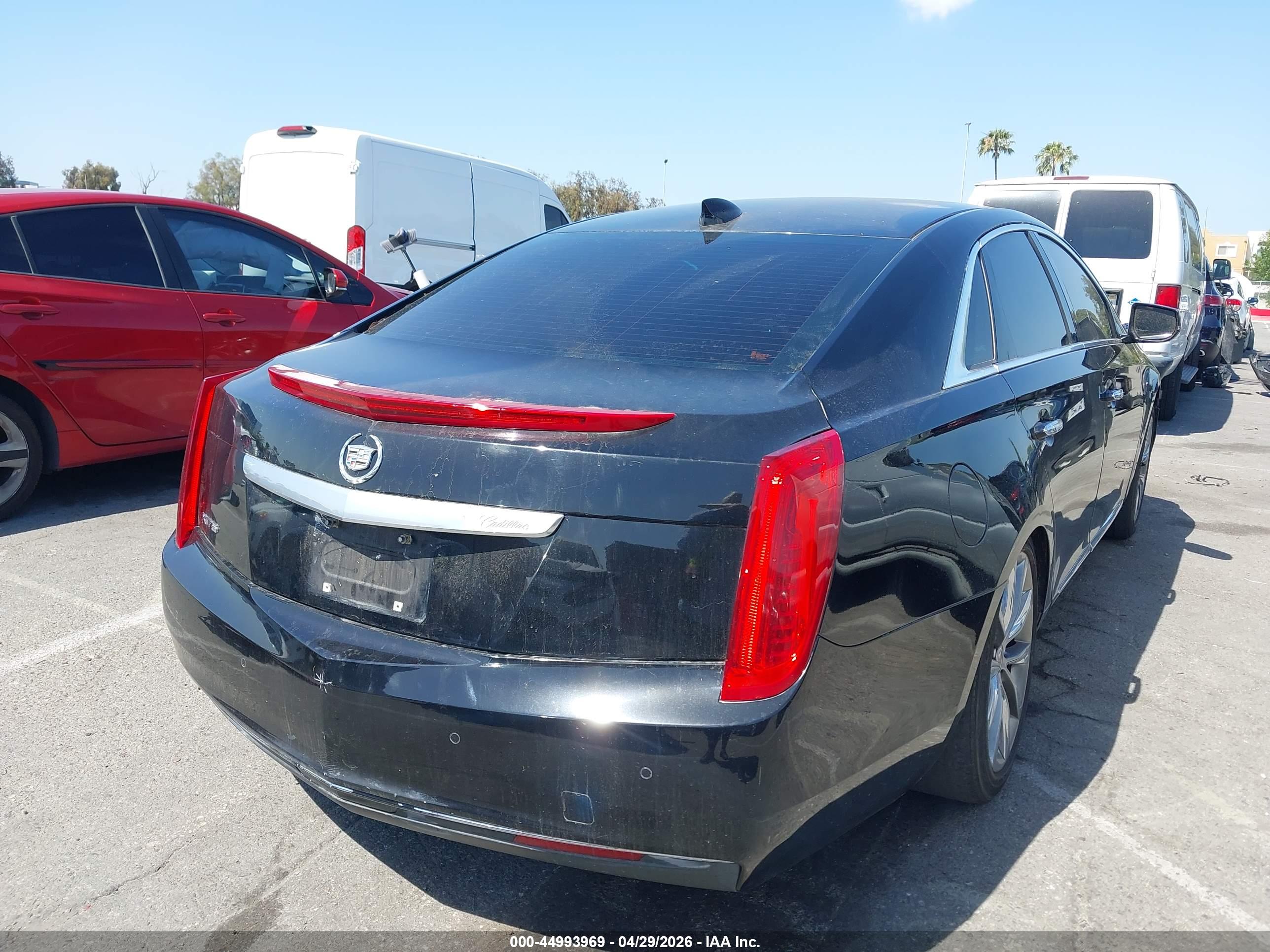 CADILLAC XTS image 4