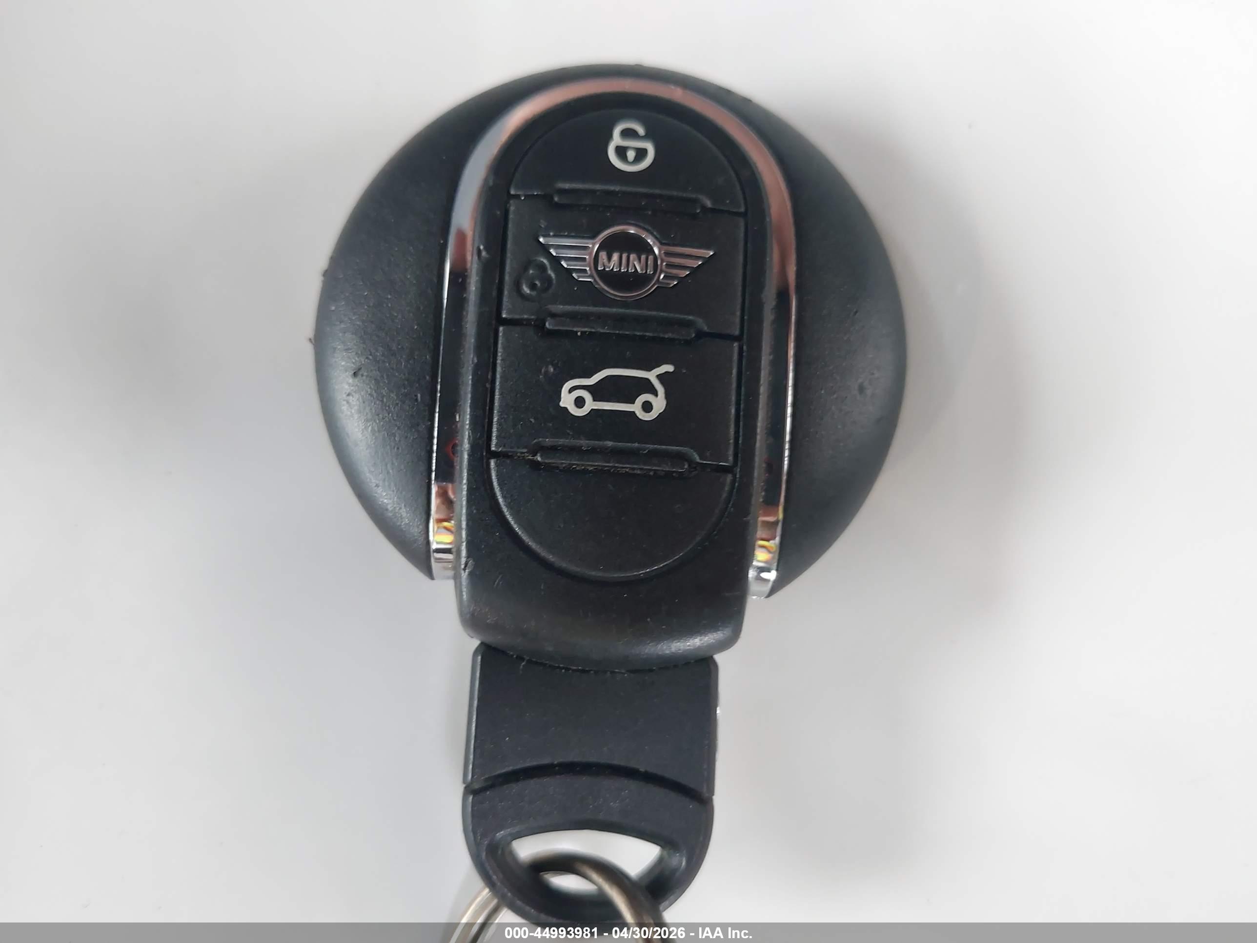 MINI COUNTRYMAN image 11