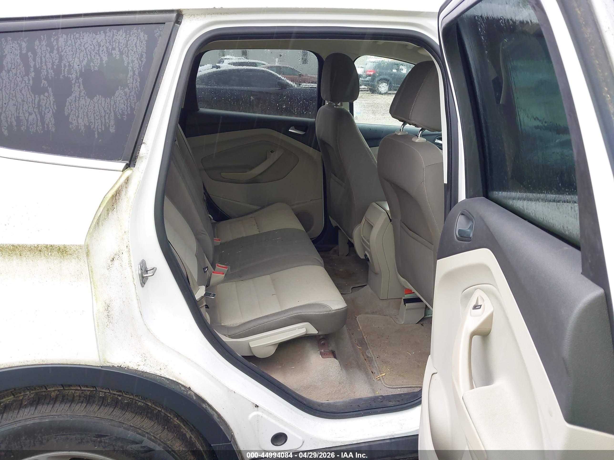 FORD ESCAPE image 8