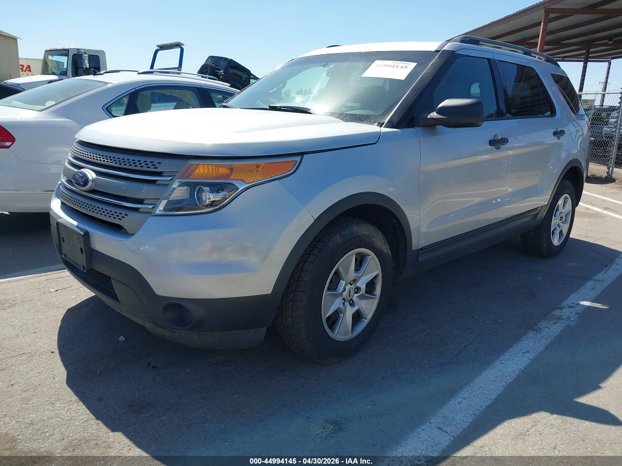 FORD EXPLORER image 2