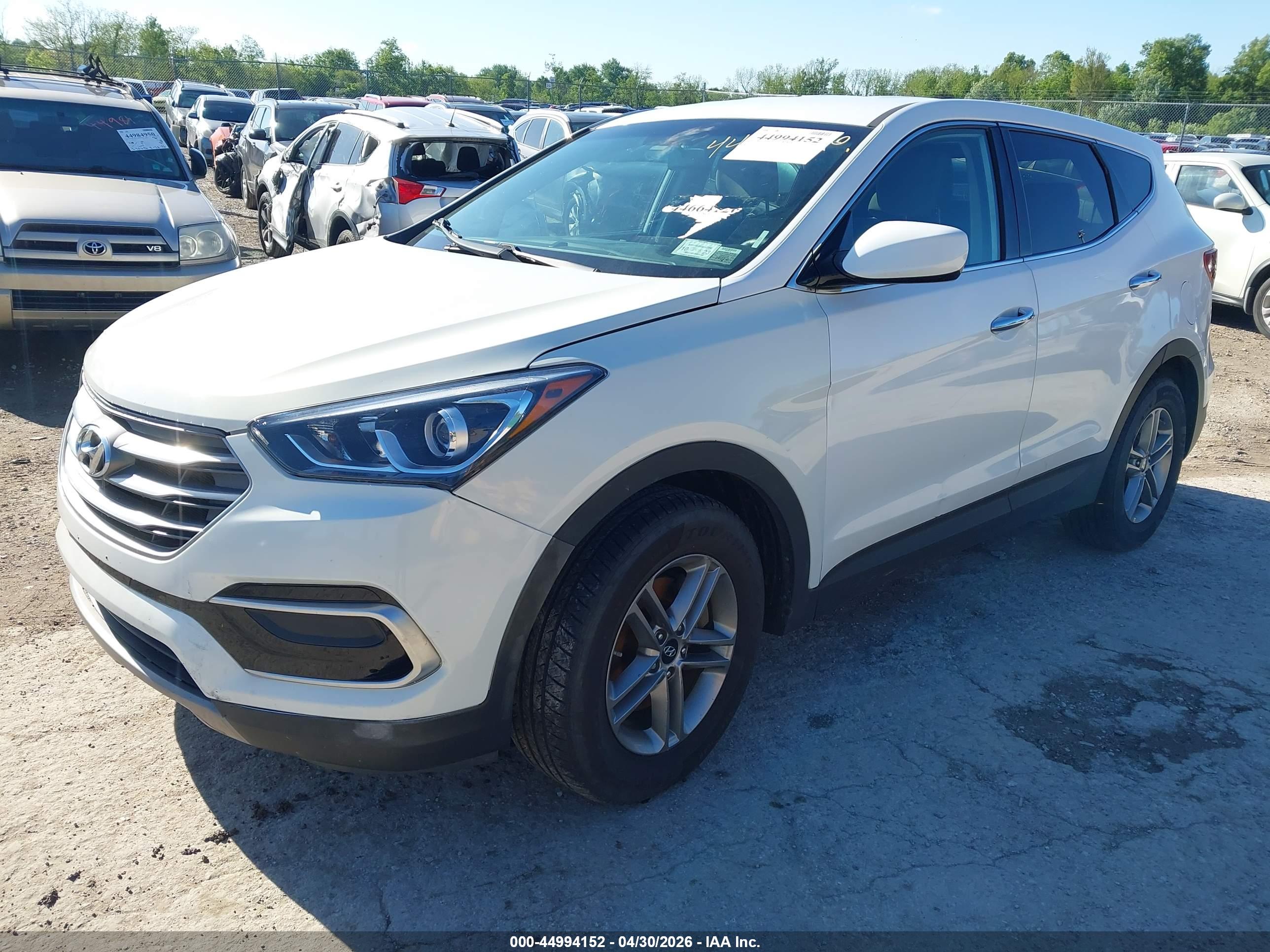 HYUNDAI SANTA image 2