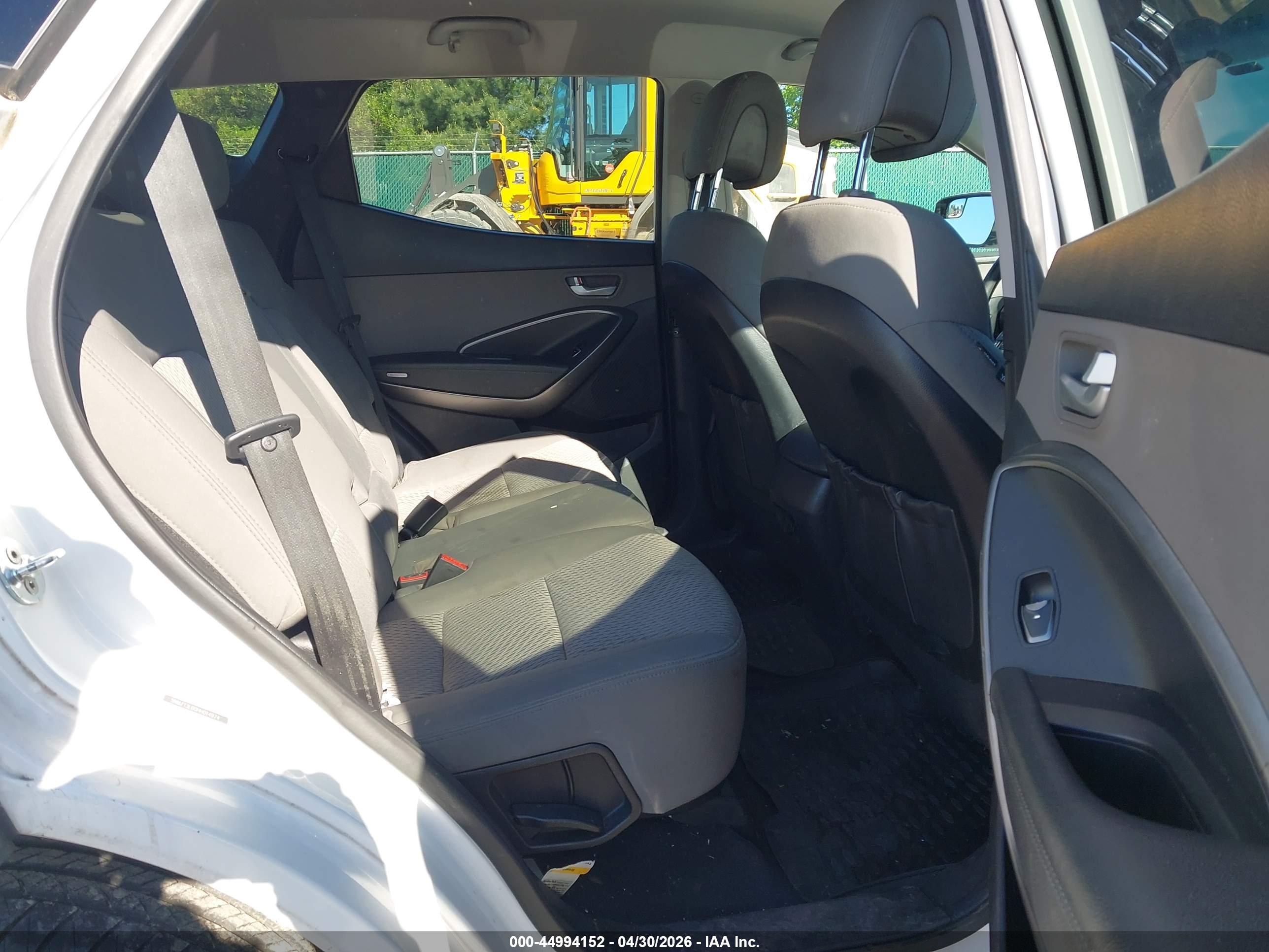 HYUNDAI SANTA image 8