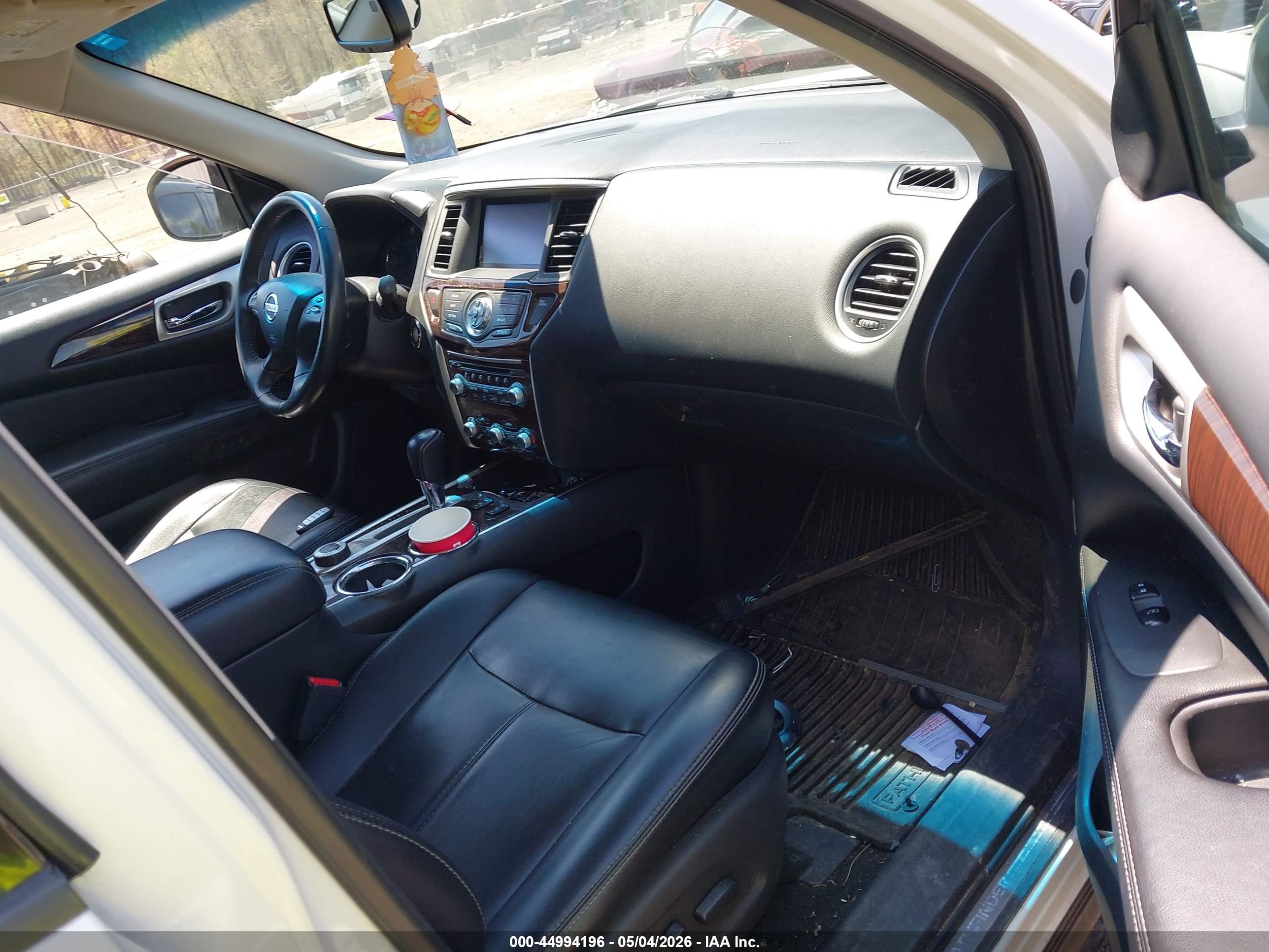 NISSAN PATHFINDER image 5