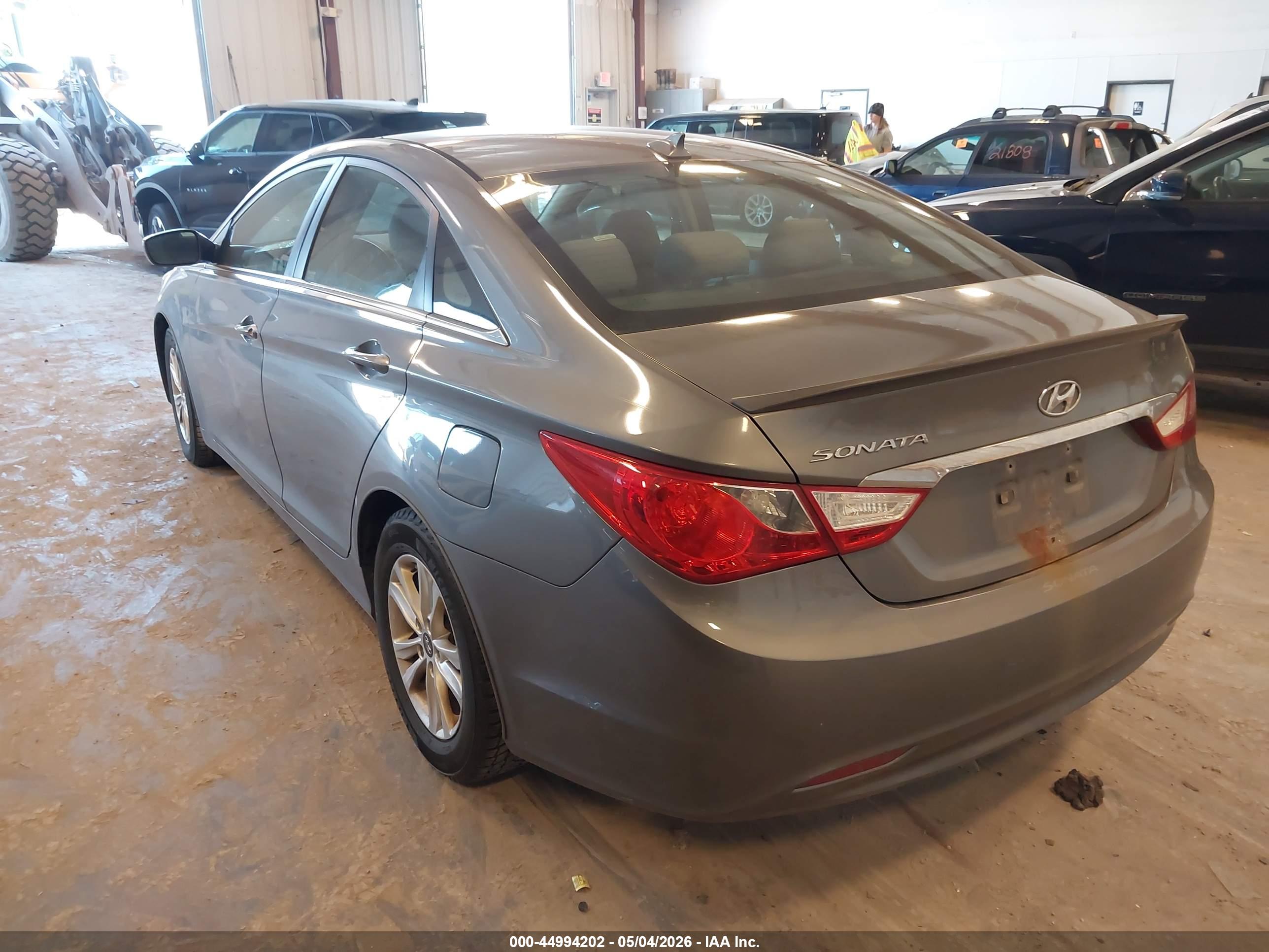 HYUNDAI SONATA image 3