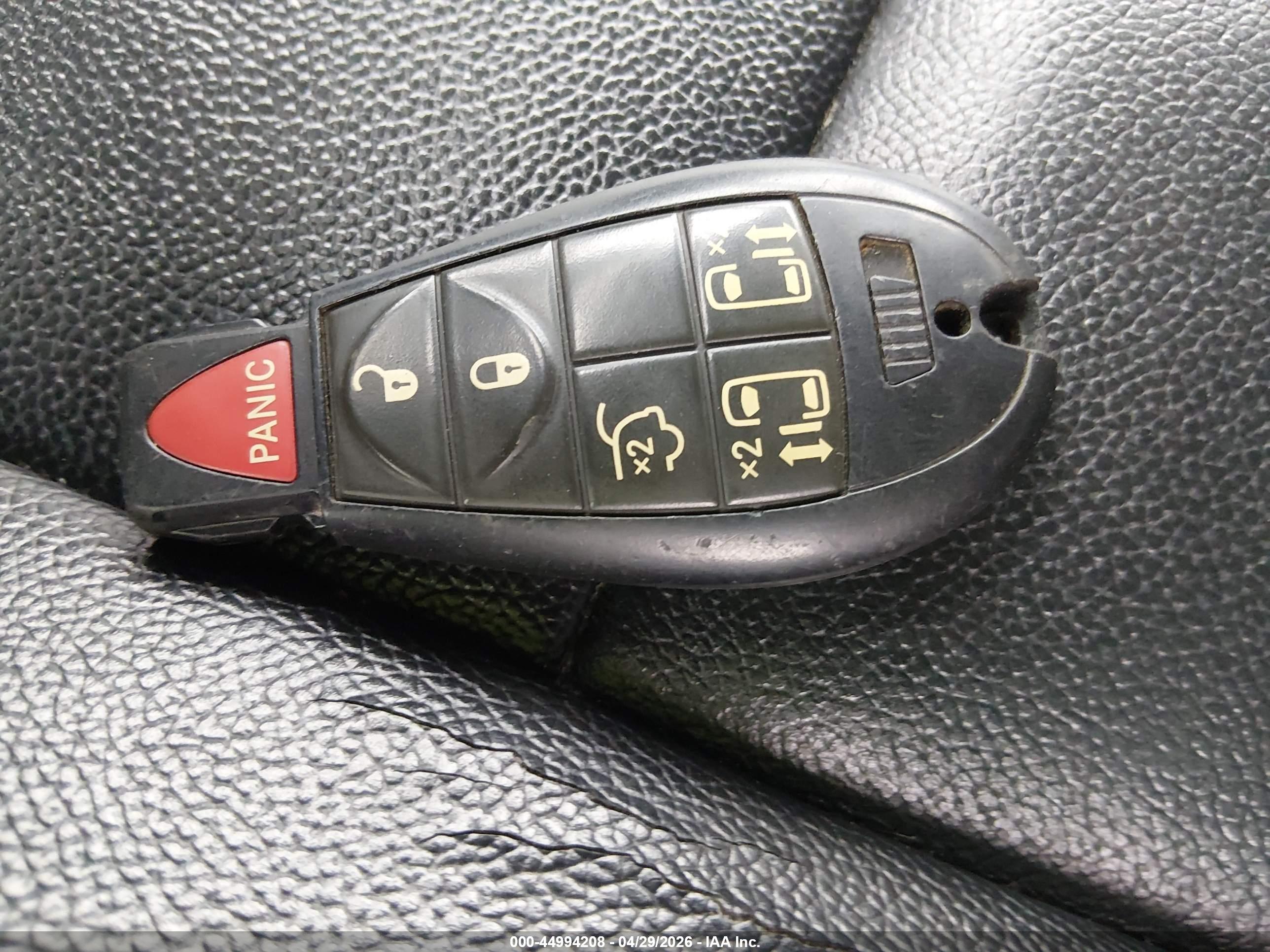 CHRYSLER TOWN image 11