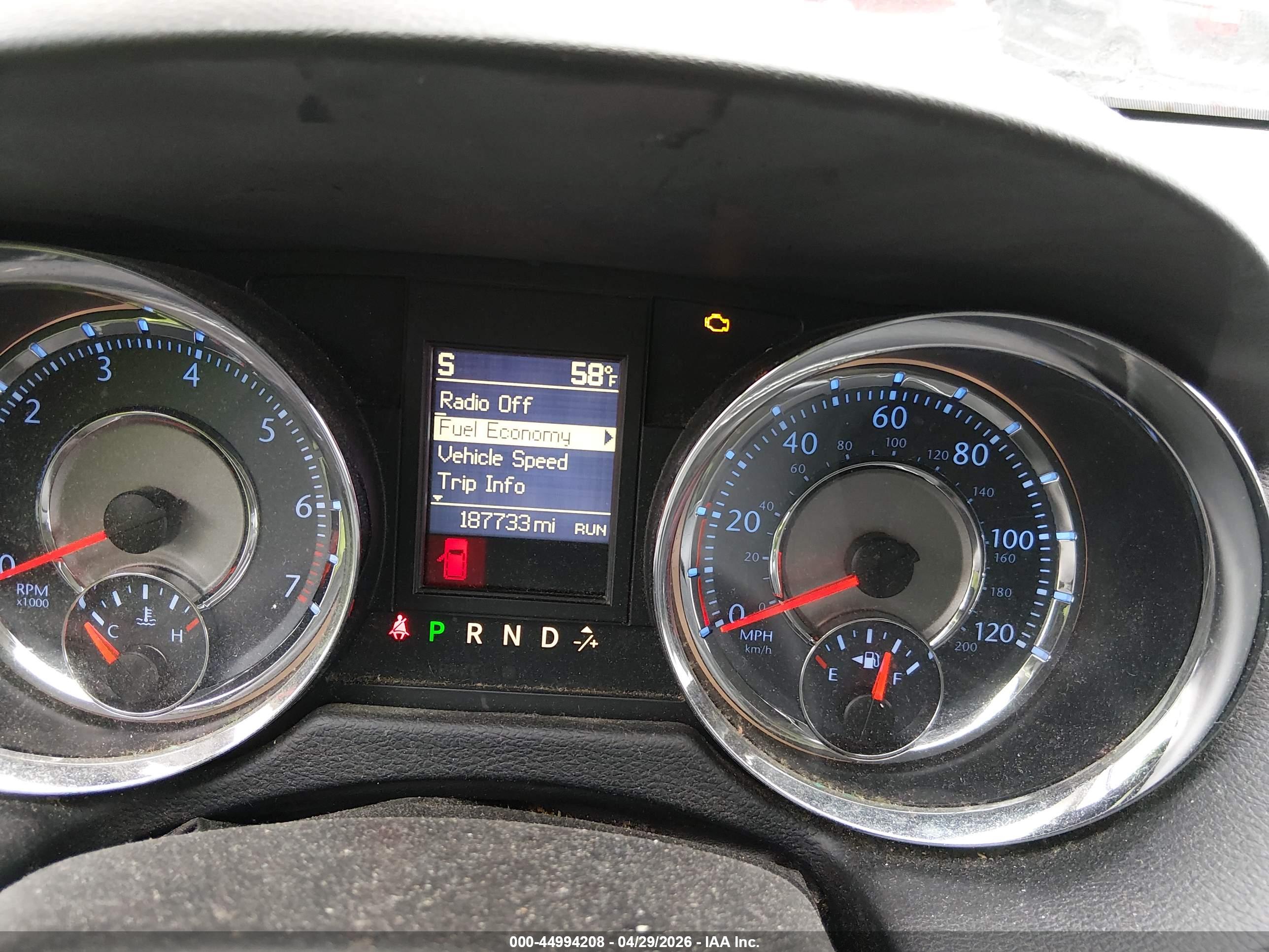 CHRYSLER TOWN image 7