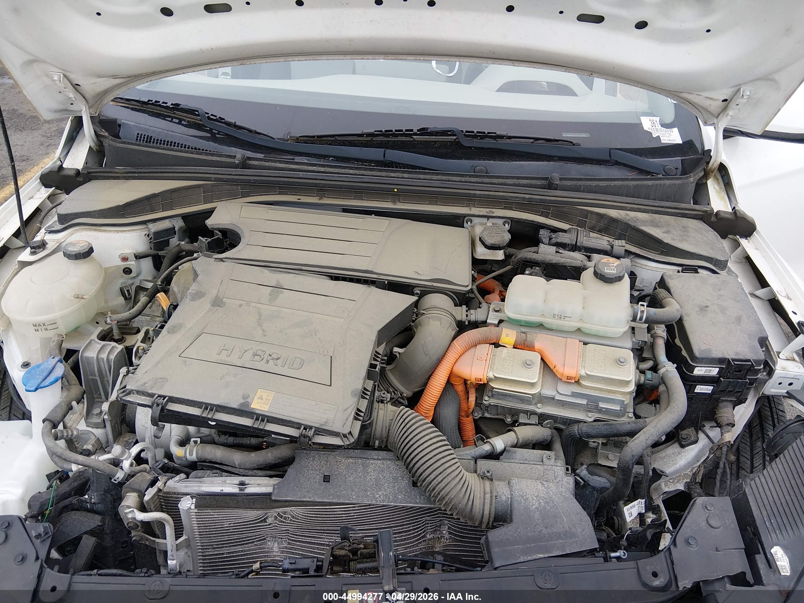 HYUNDAI IONIQ image 10