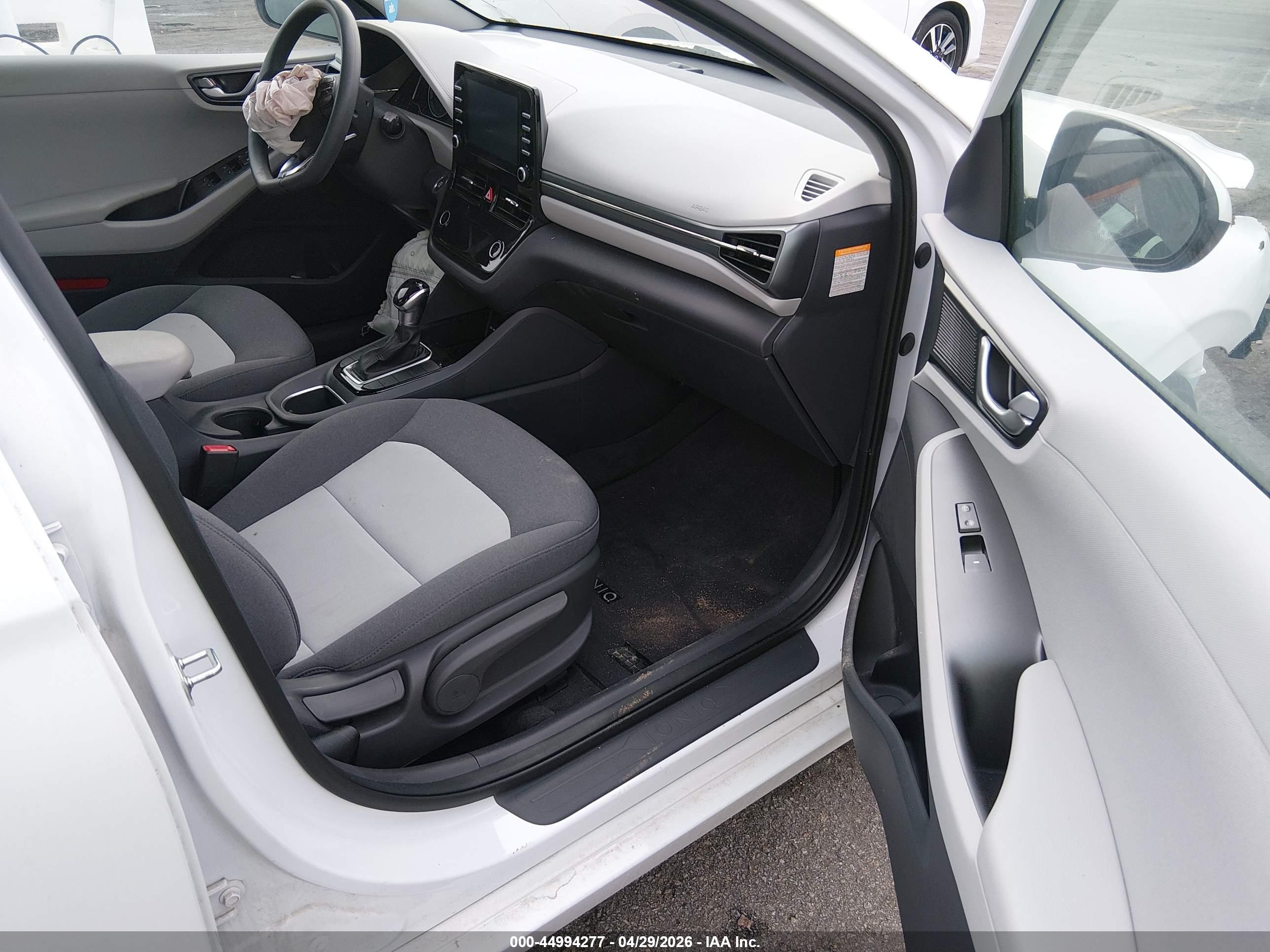 HYUNDAI IONIQ image 5