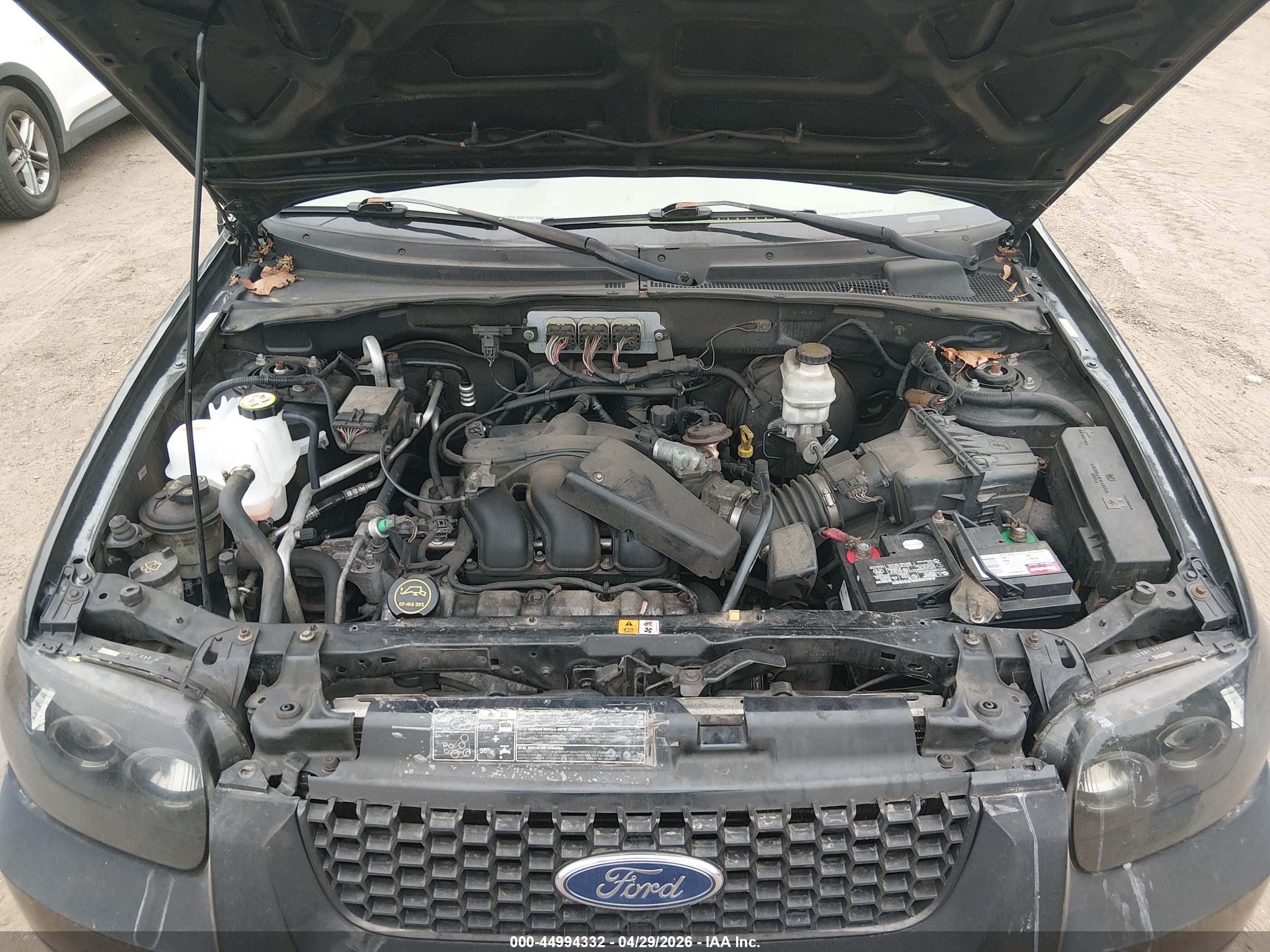 FORD ESCAPE image 10