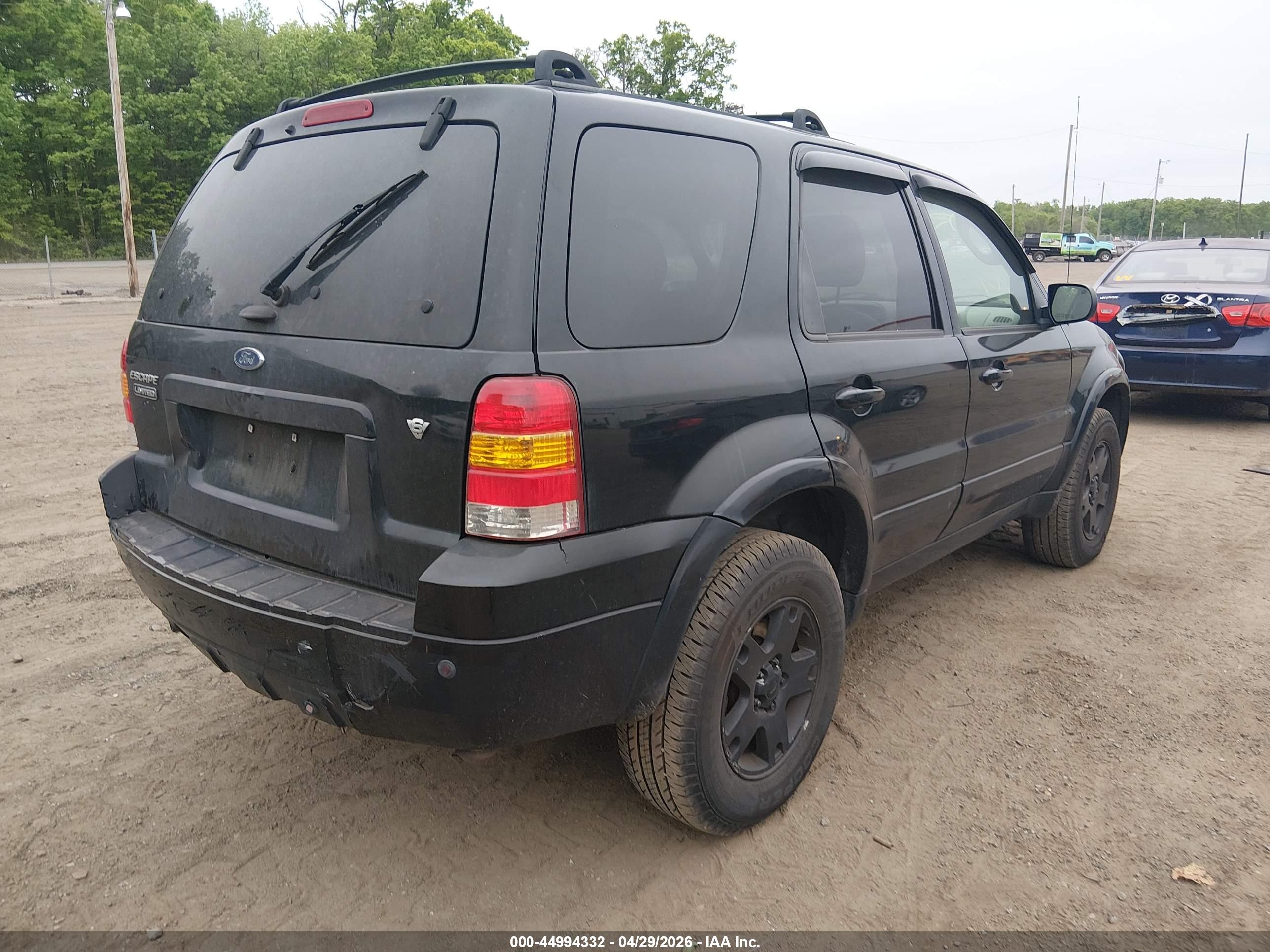 FORD ESCAPE image 4