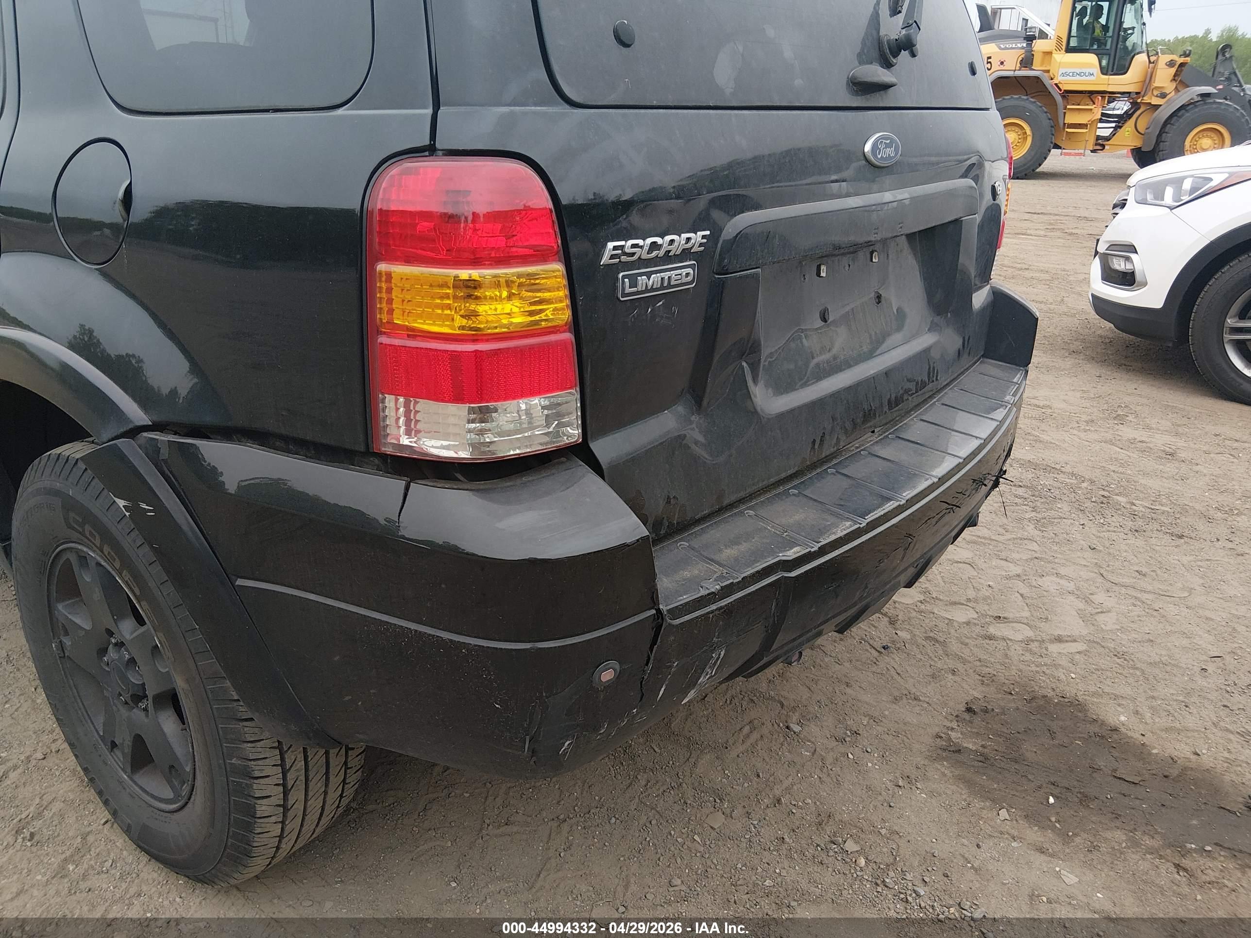 FORD ESCAPE image 6