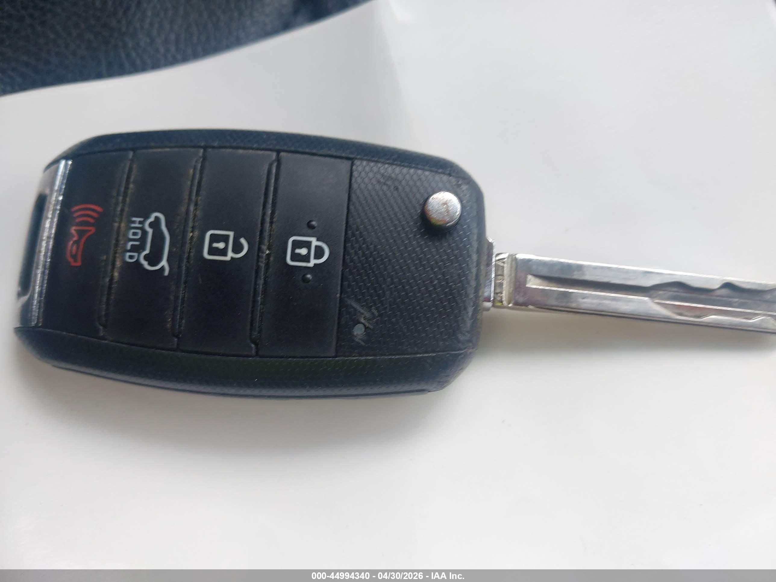 KIA SPORTAGE image 11