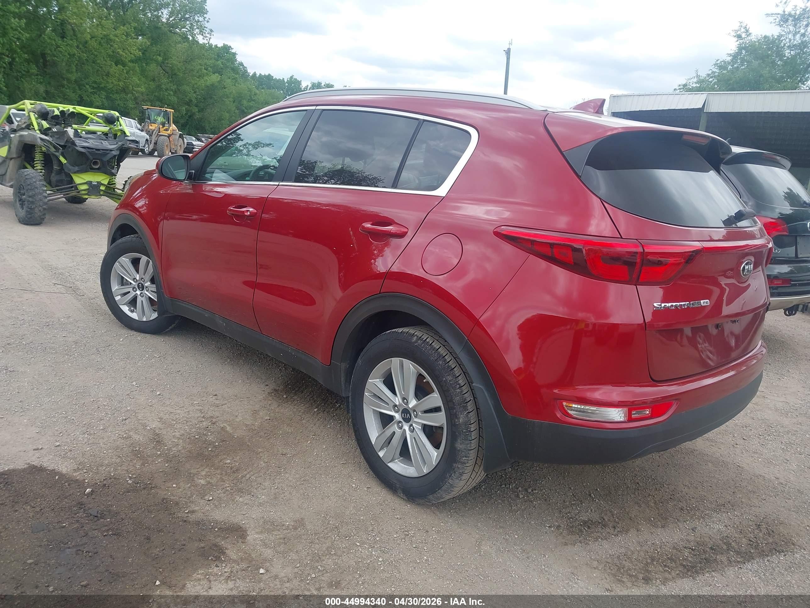 KIA SPORTAGE image 3