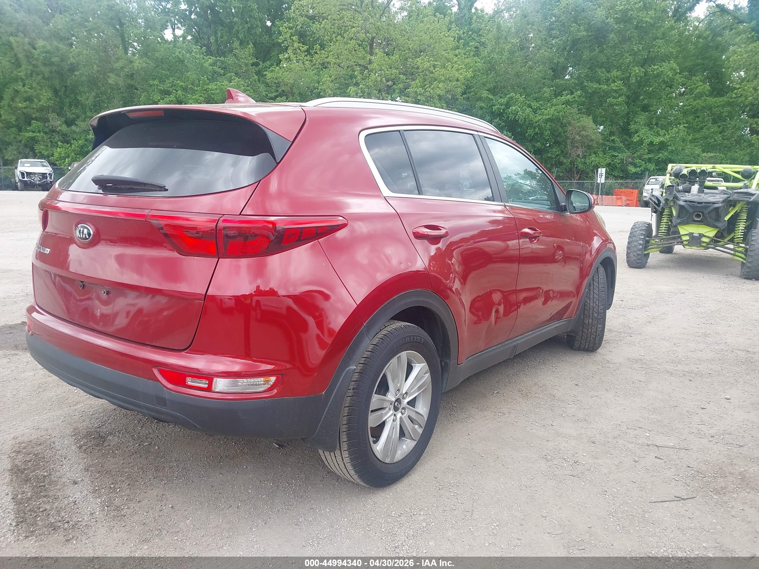 KIA SPORTAGE image 4