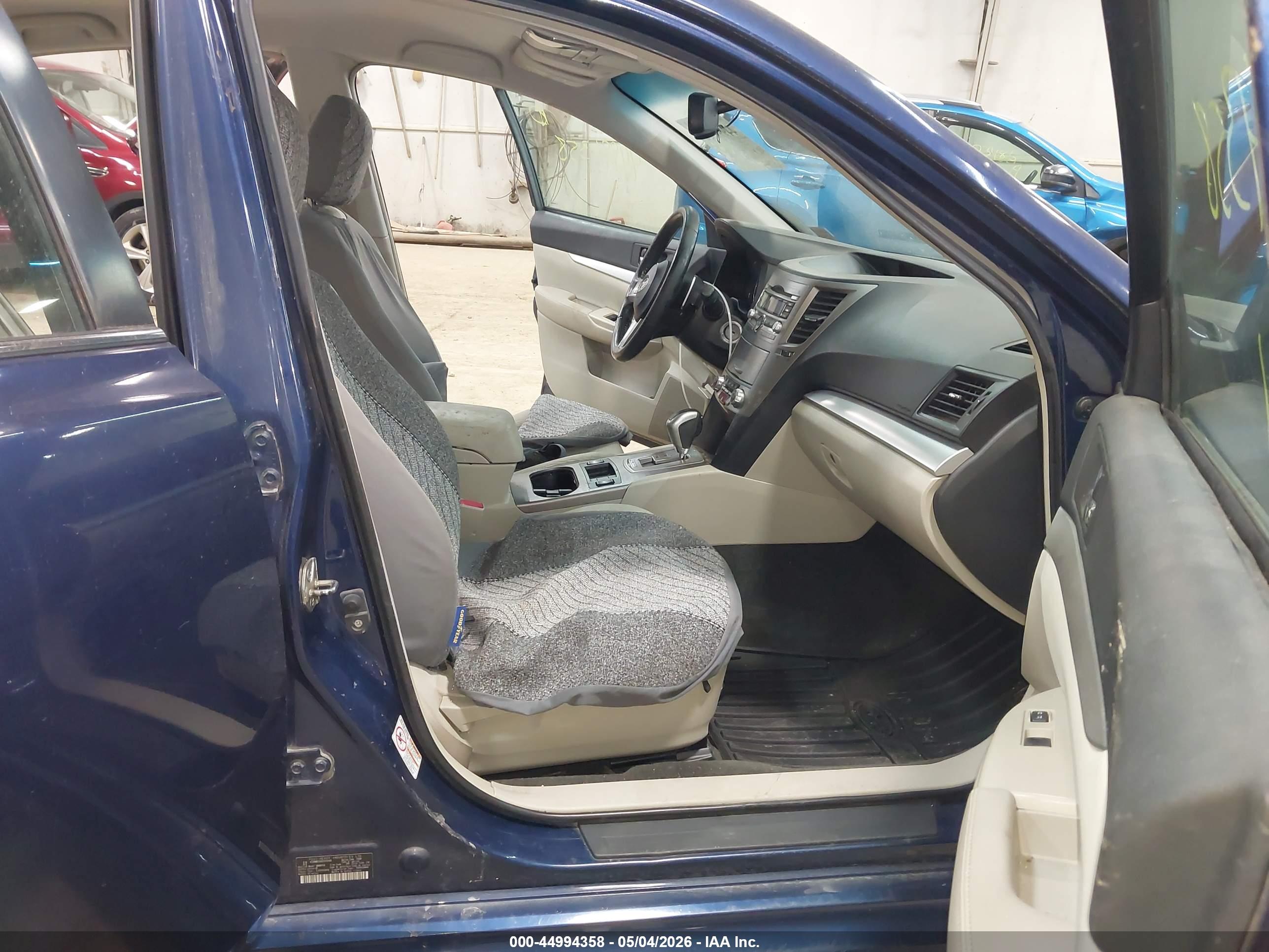 SUBARU LEGACY image 5