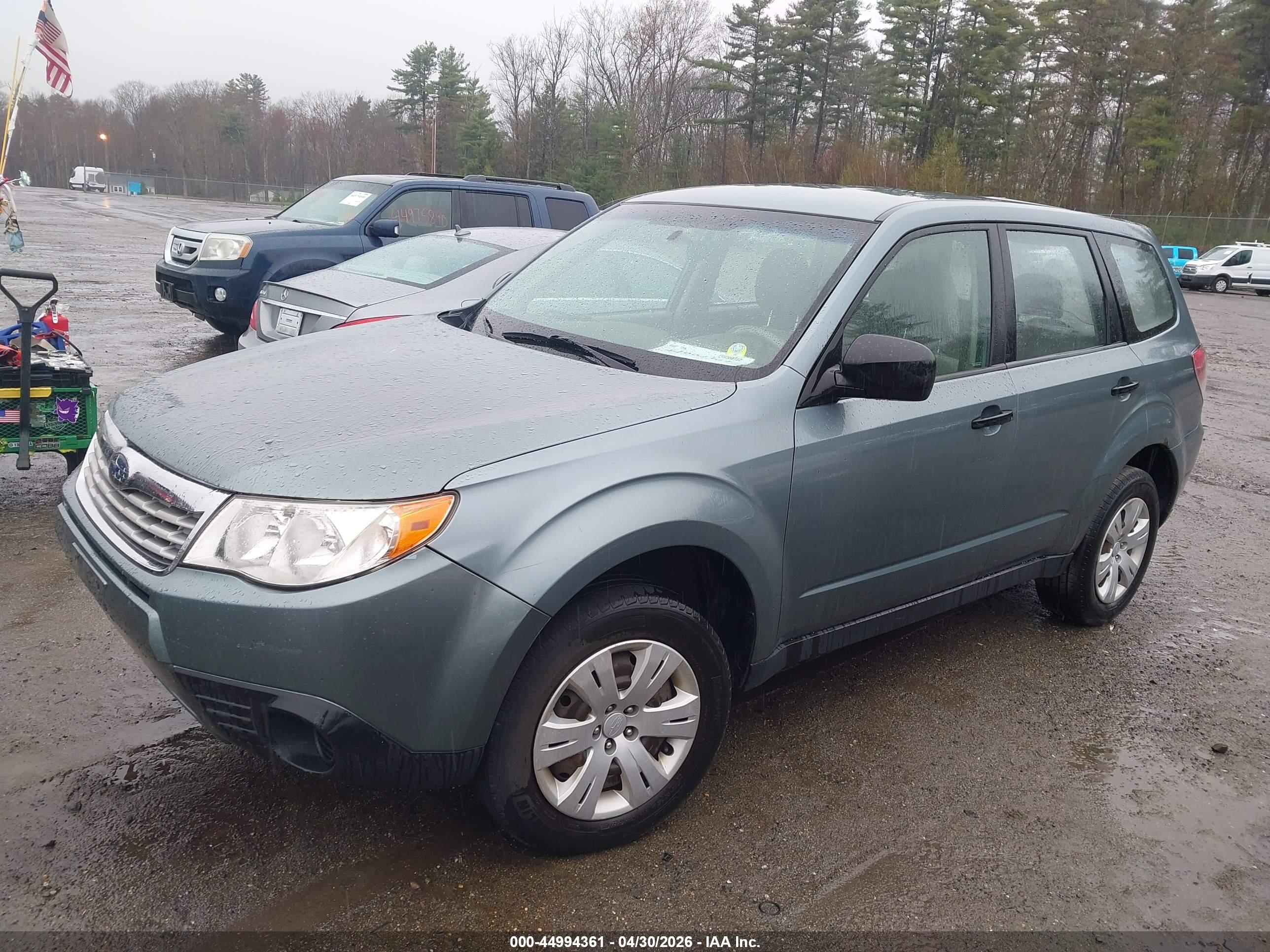 SUBARU FORESTER image 2