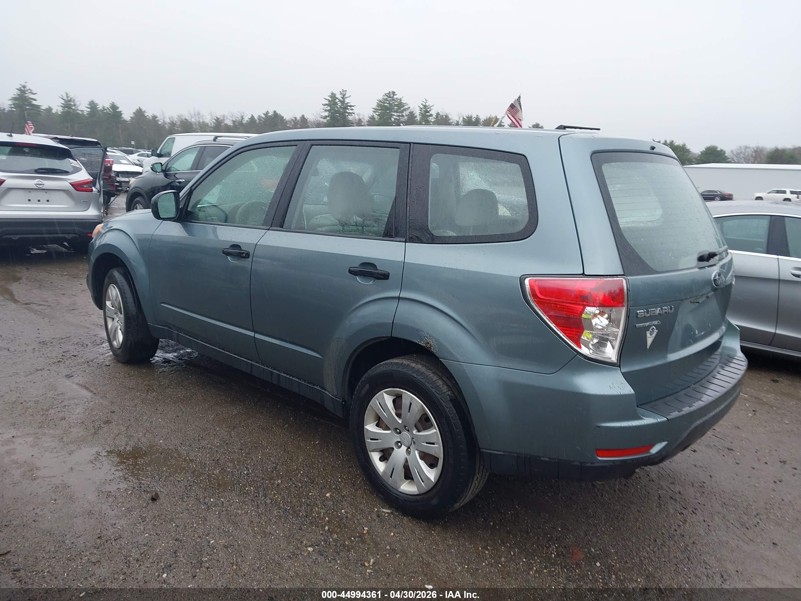 SUBARU FORESTER image 3