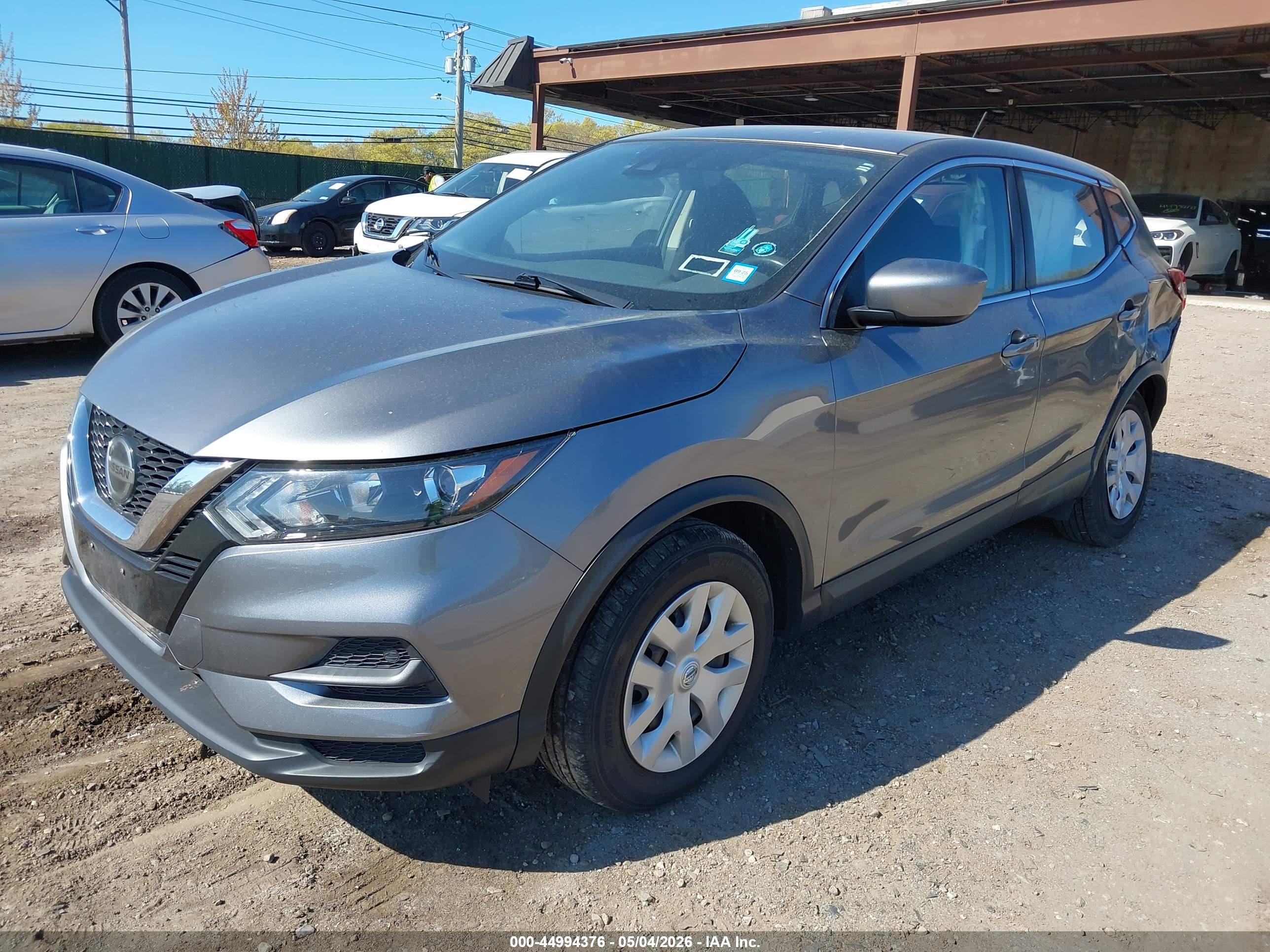 NISSAN ROGUE image 2