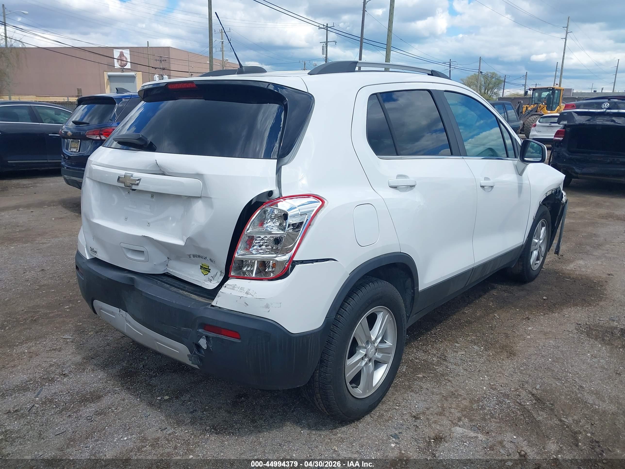 CHEVROLET TRAX image 4
