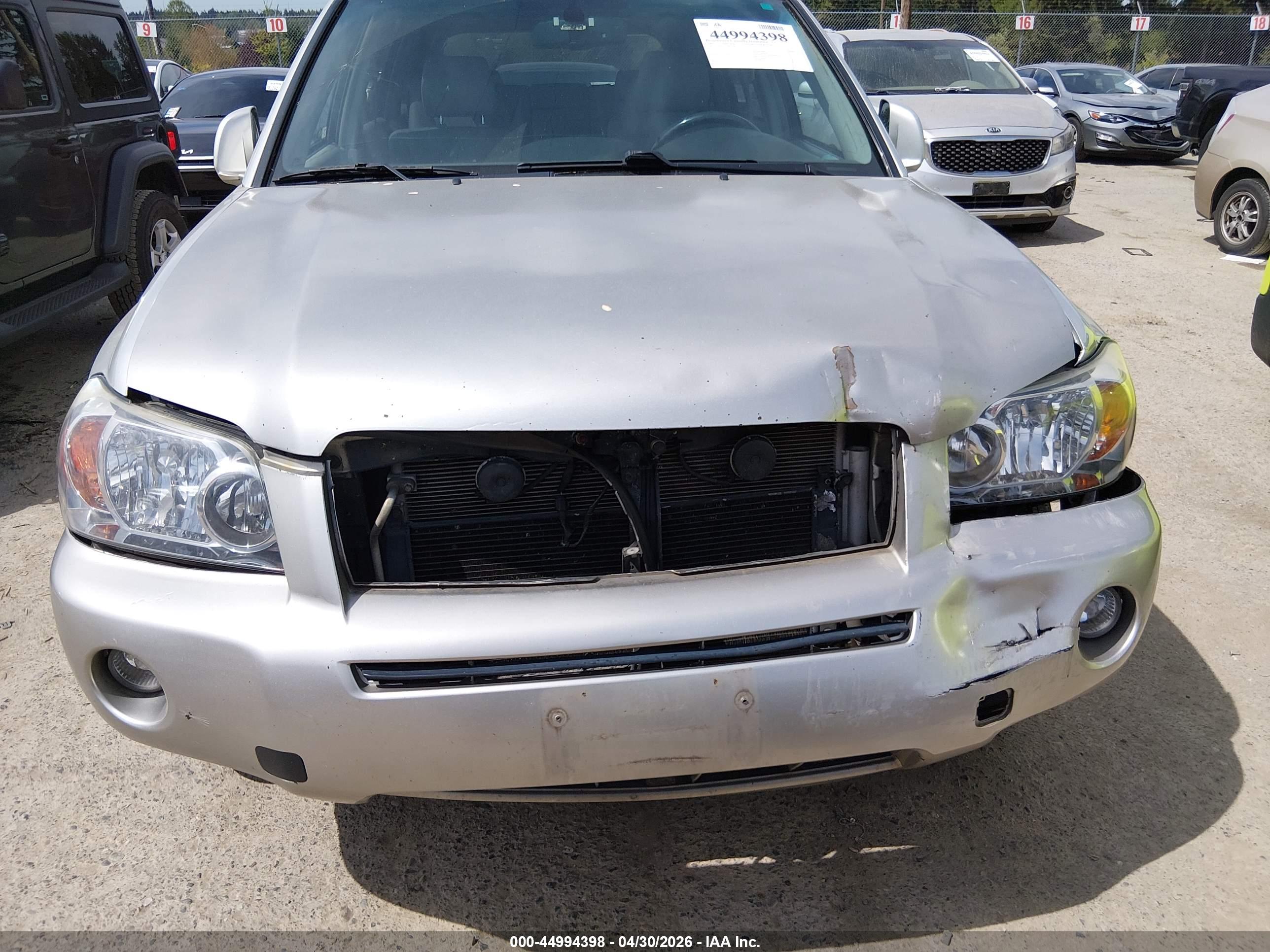 TOYOTA HIGHLANDER image 6