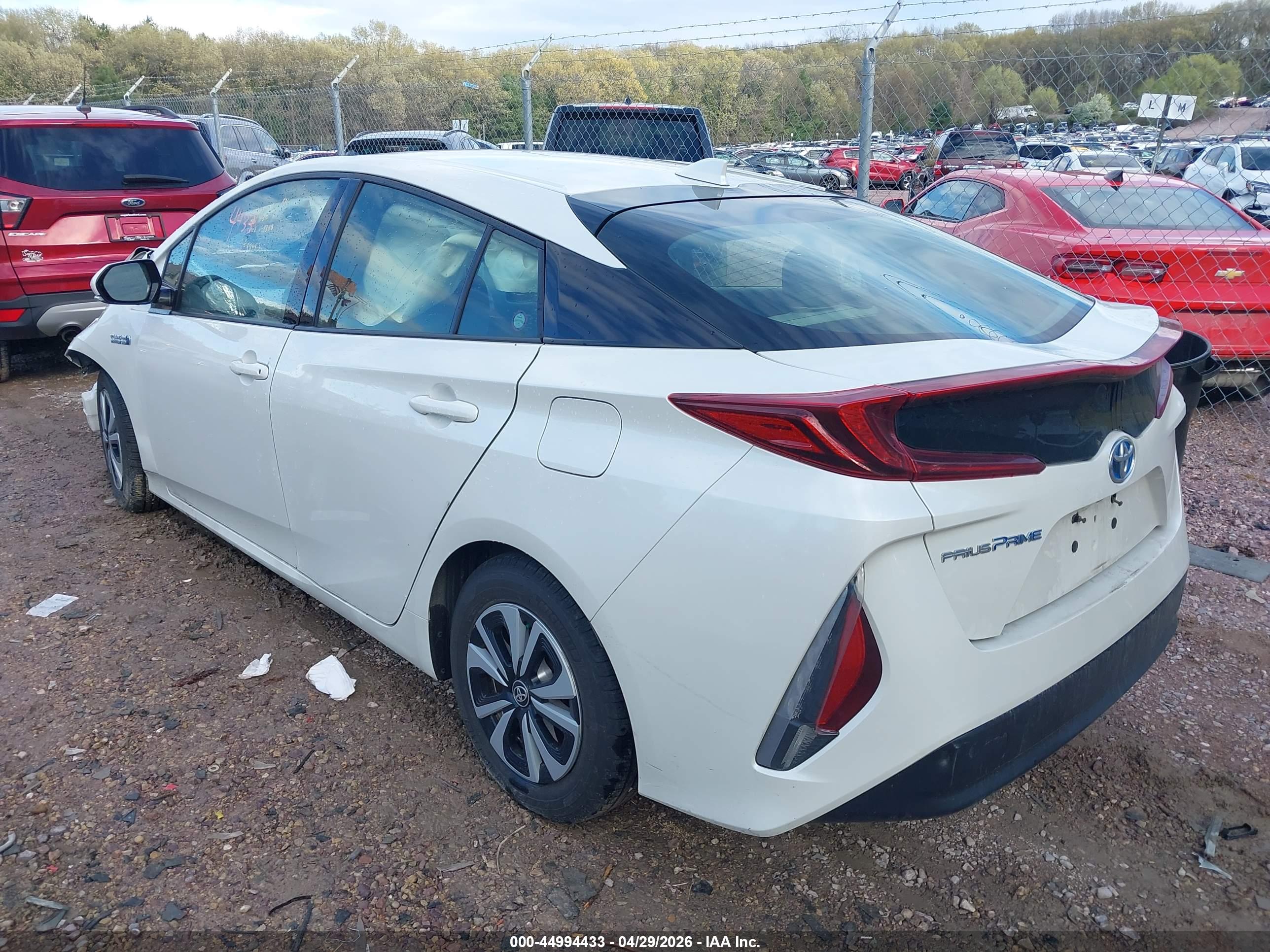 TOYOTA PRIUS image 3