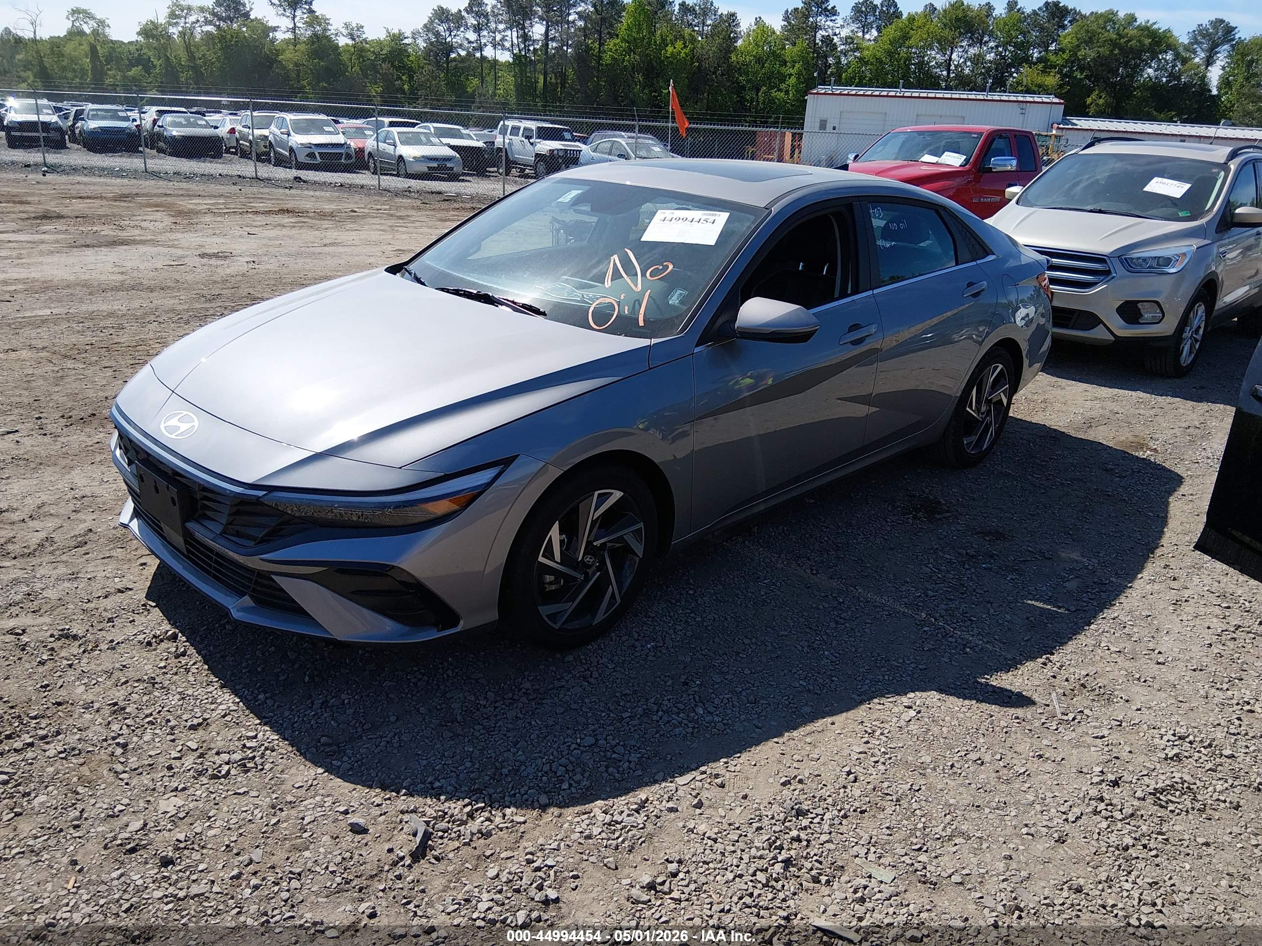 HYUNDAI ELANTRA image 2