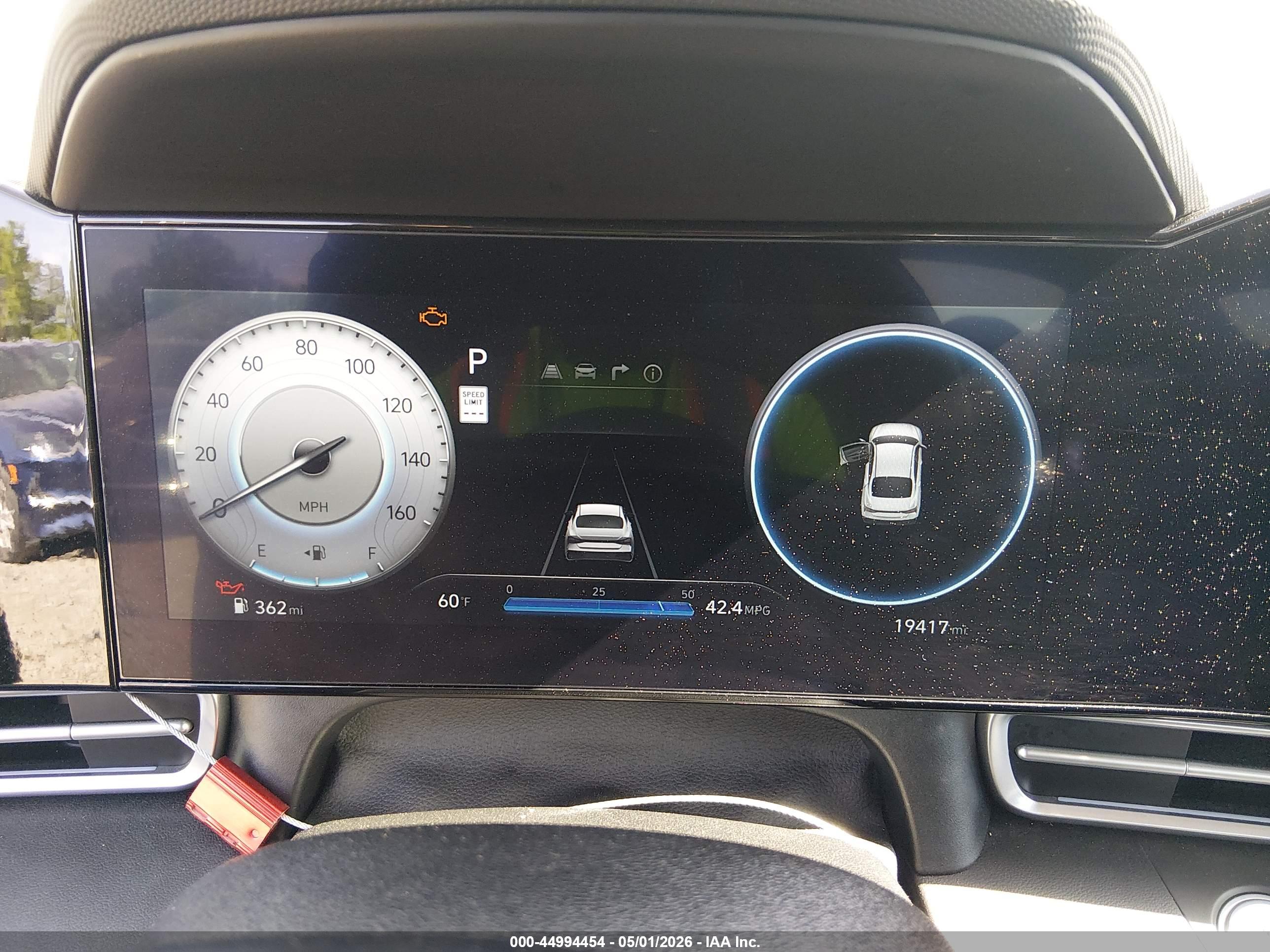 HYUNDAI ELANTRA image 7