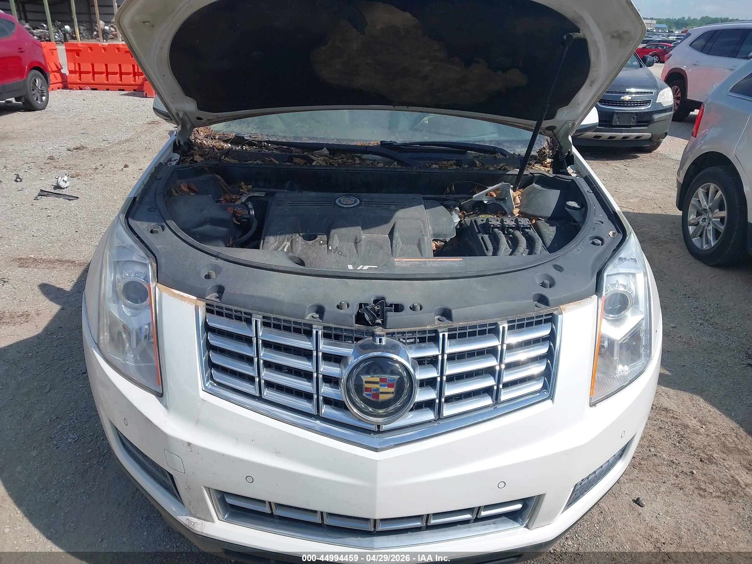 CADILLAC SRX image 10