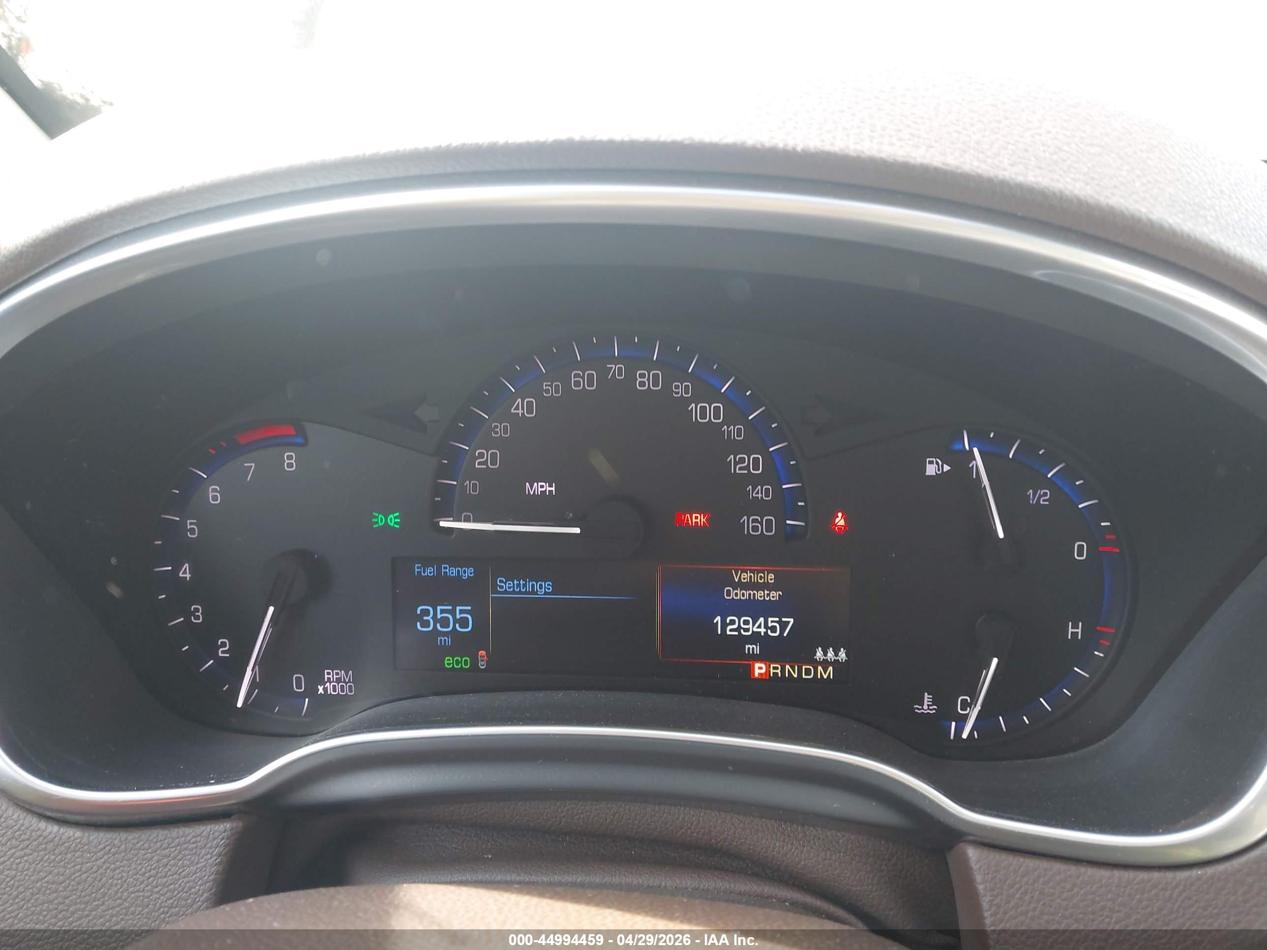 CADILLAC SRX image 7