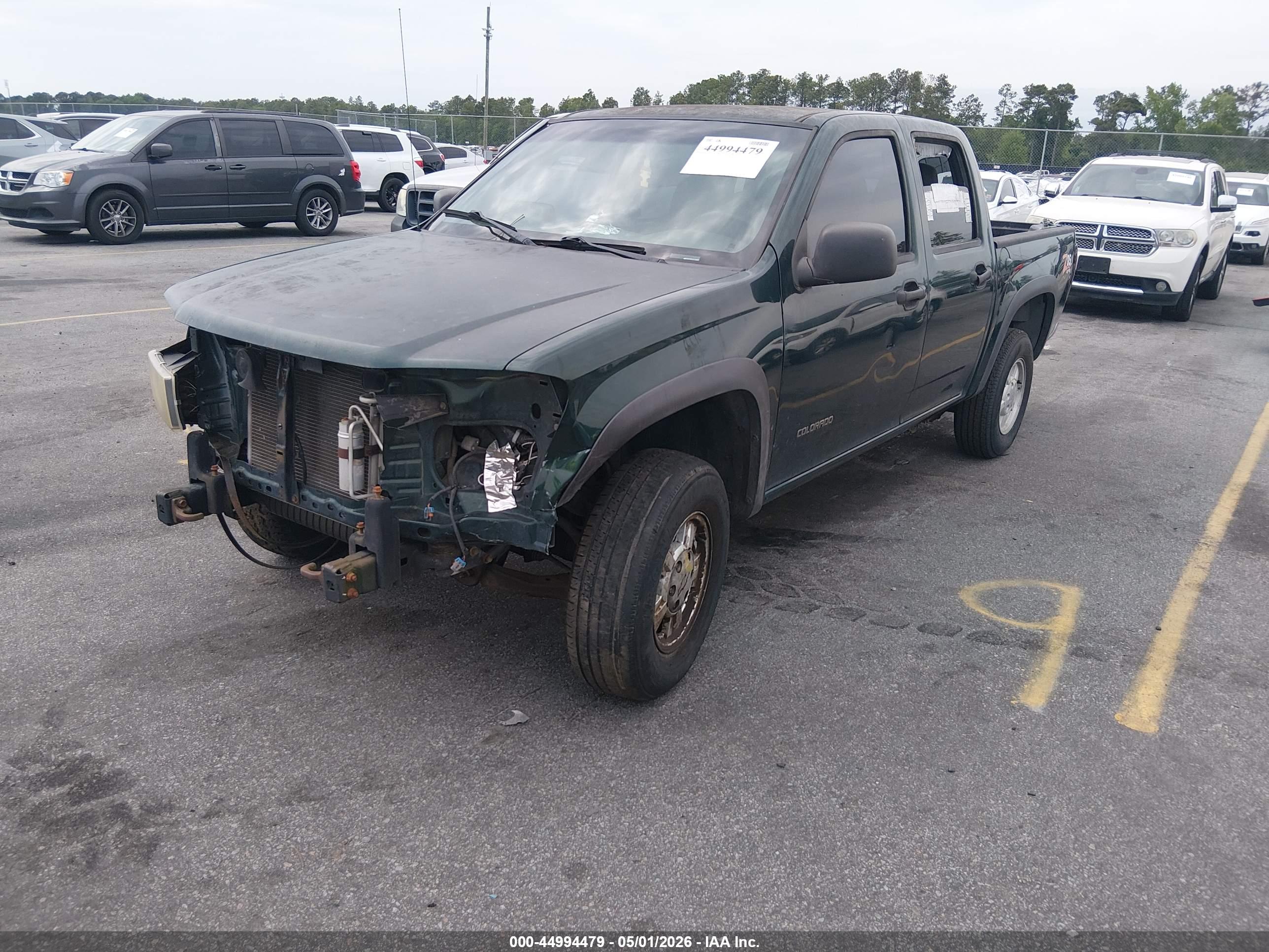 CHEVROLET COLORADO image 2