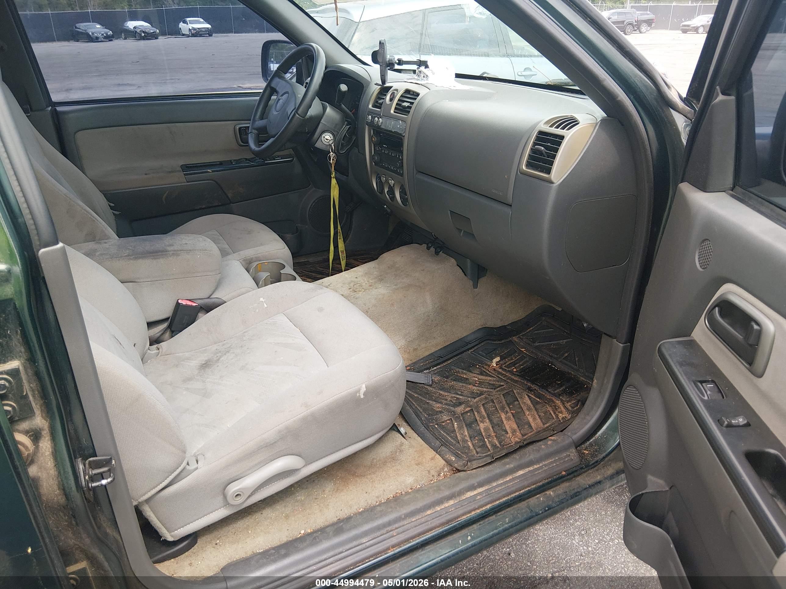 CHEVROLET COLORADO image 5